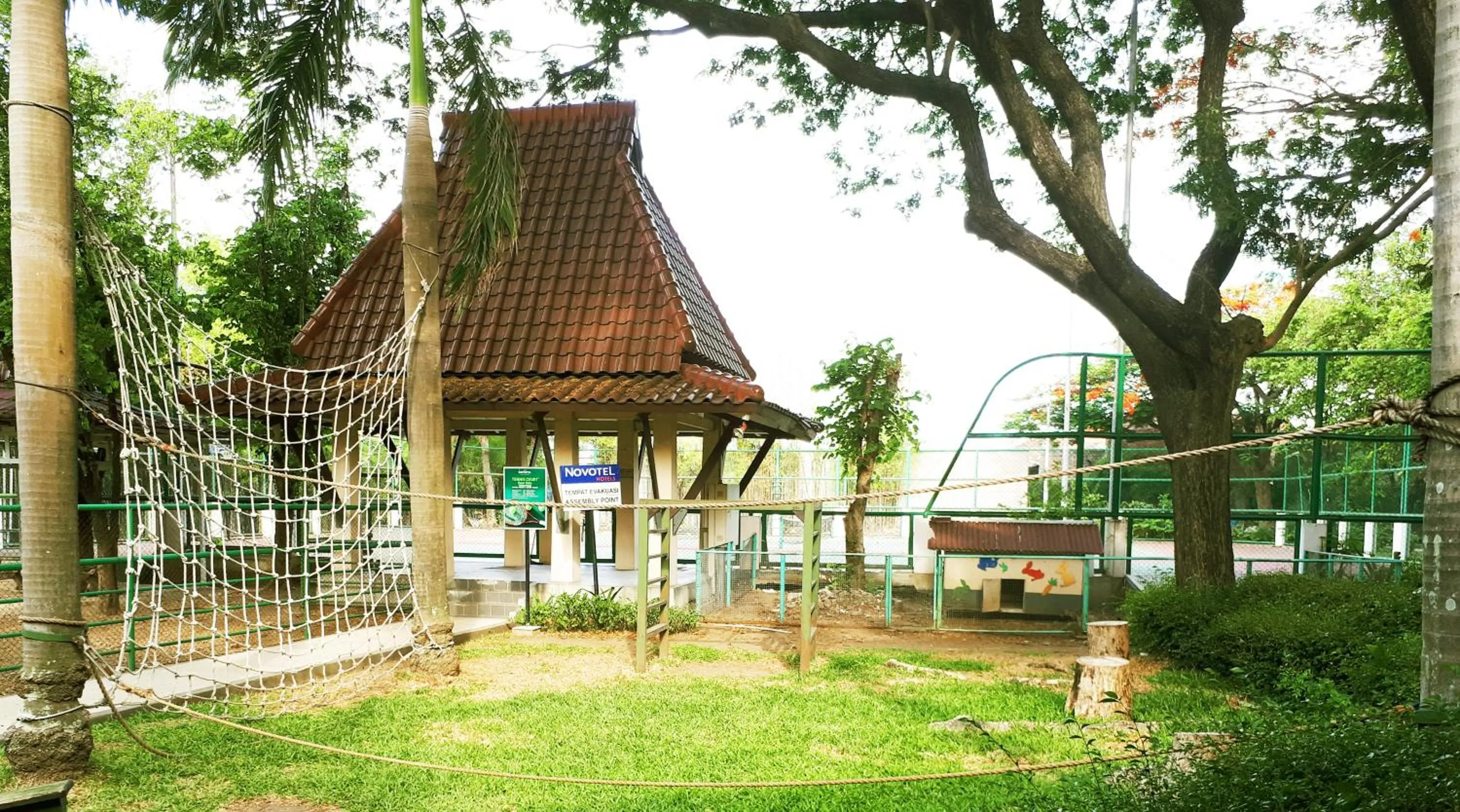 Novotel Surabaya Hotel