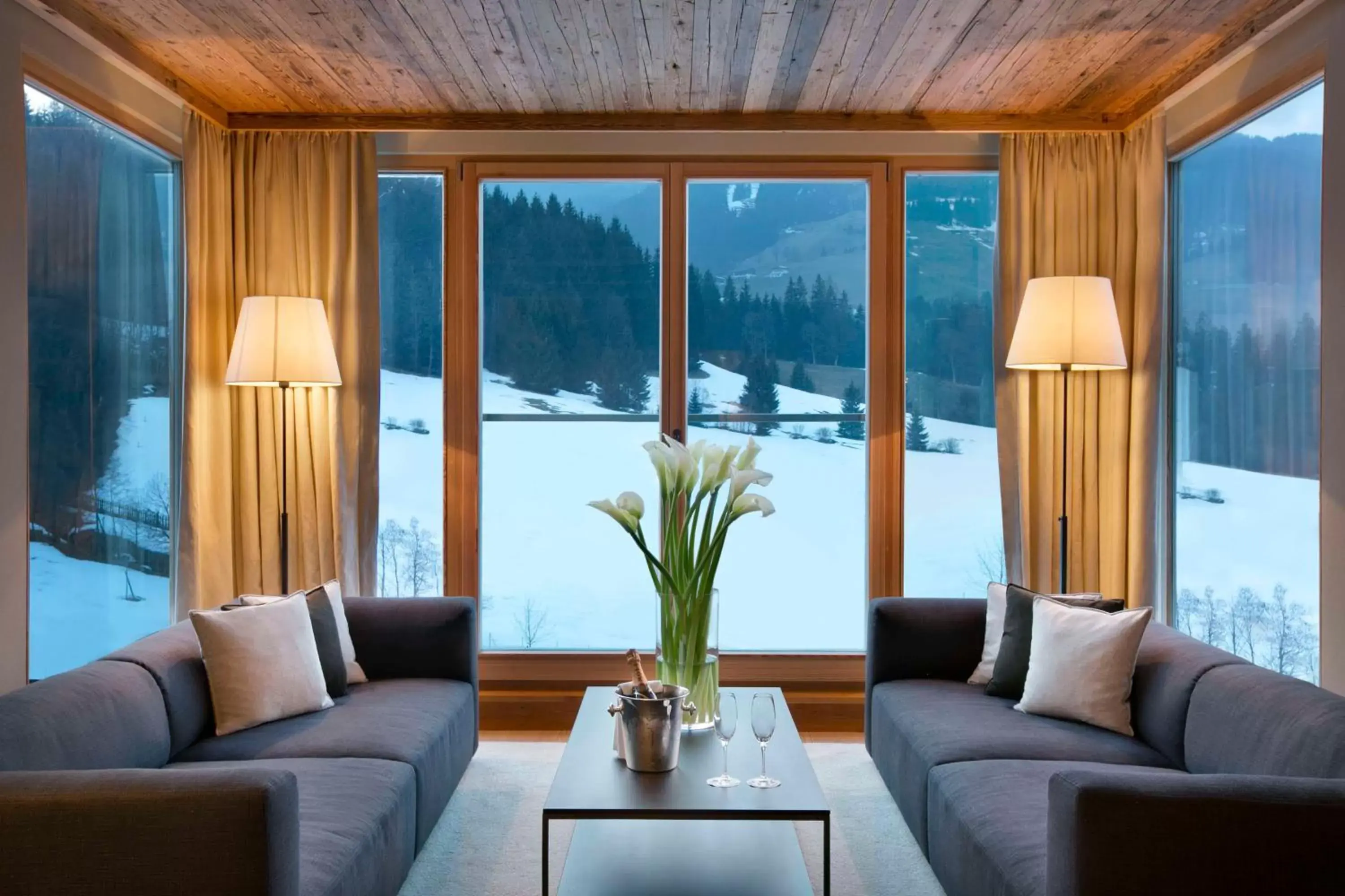 Photo of the whole room, Seating Area in Kempinski Hotel Das Tirol