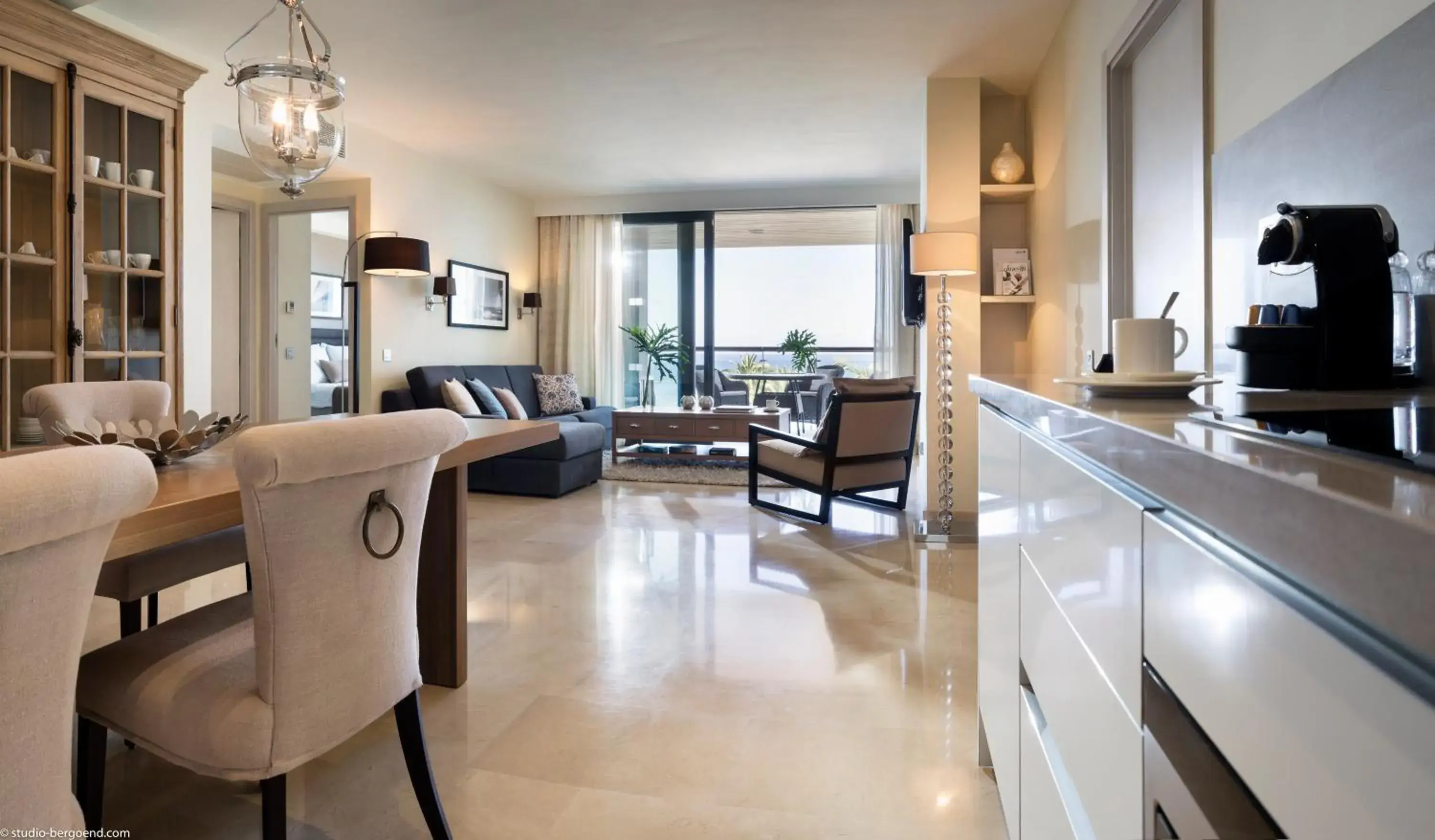 Living room, Lounge/Bar in Radisson Blu Resort Gran Canaria