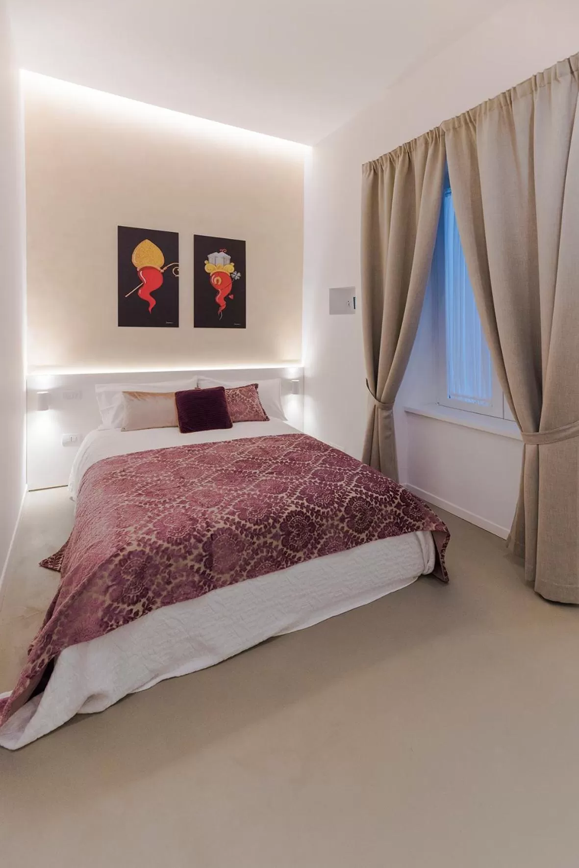 Bed in A Misura Duomo Rooms & Apartment - LS Accommodations