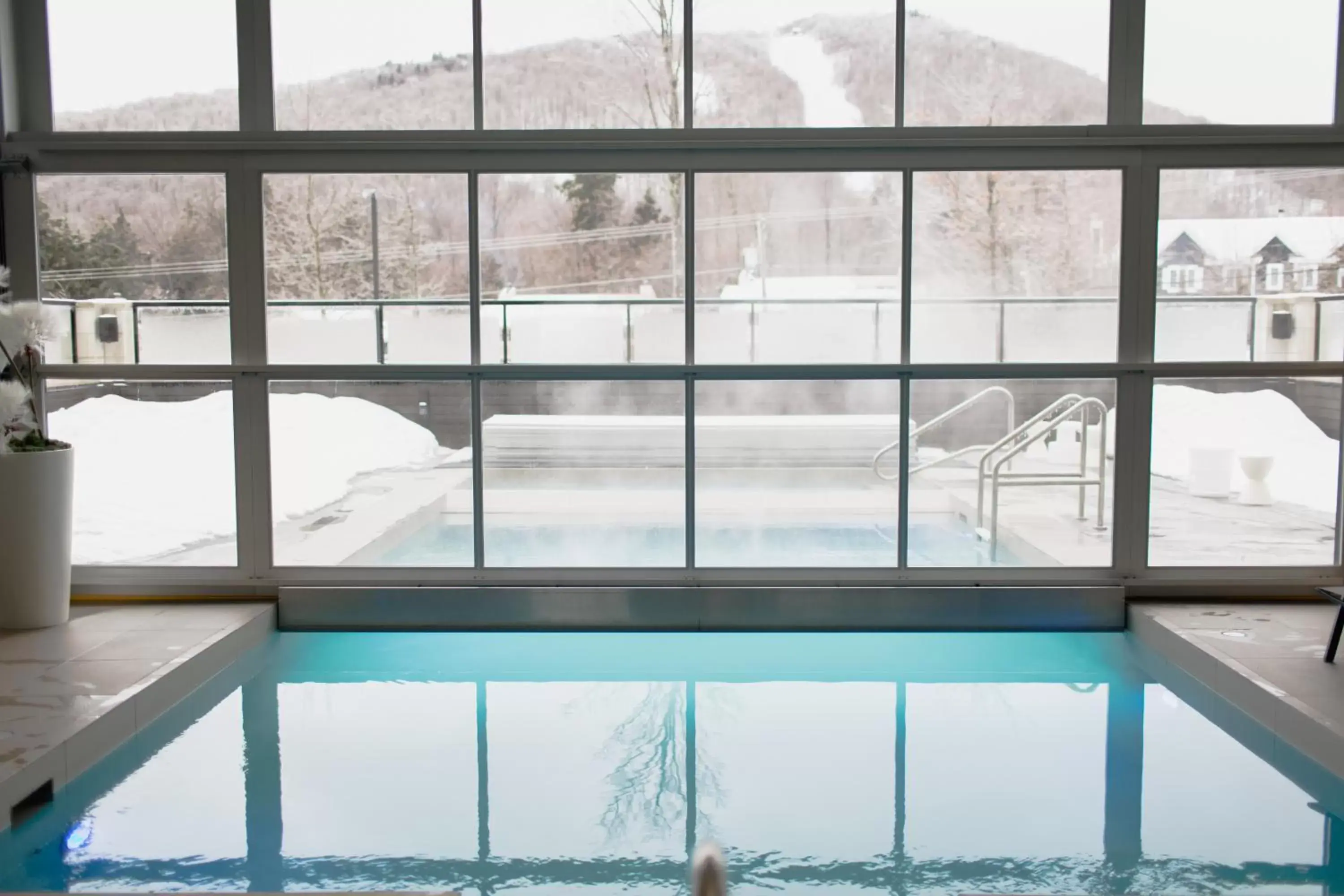 Swimming pool in Espace 4 Saisons Swimming pool in Espace 4 Saisons