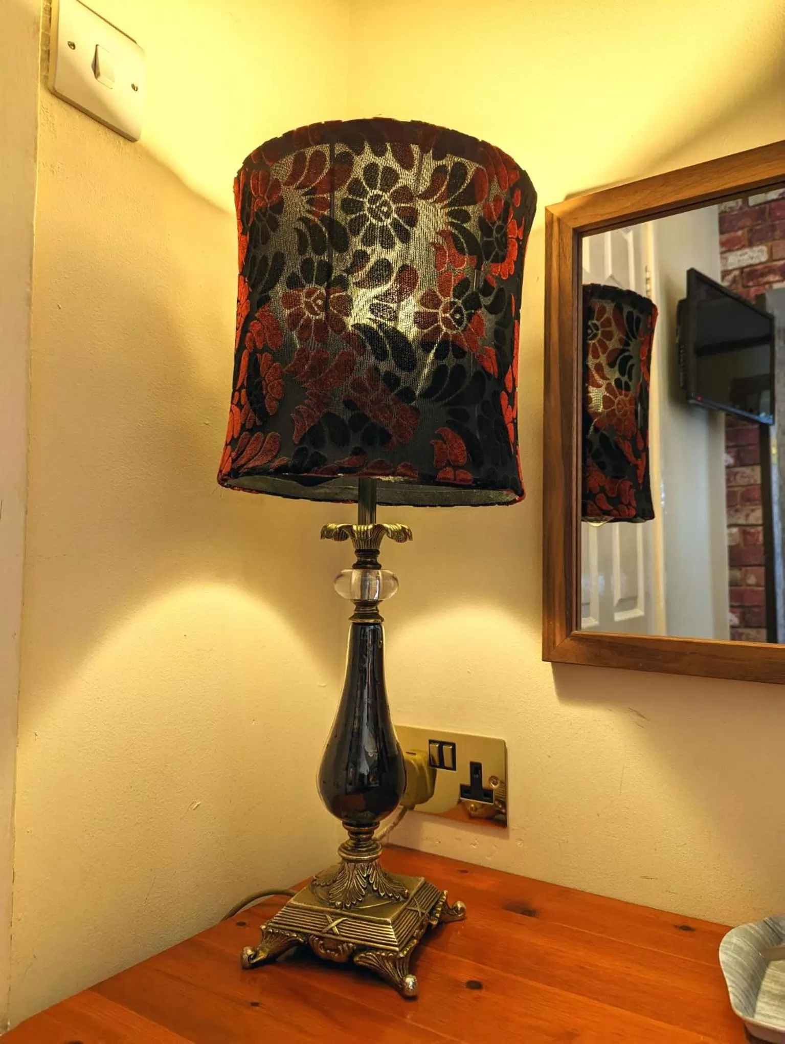 Decorative detail in Brookside Hotel & Restaurant ,Suitable for Solo Travelers Couples Educational Groups & Families welcome