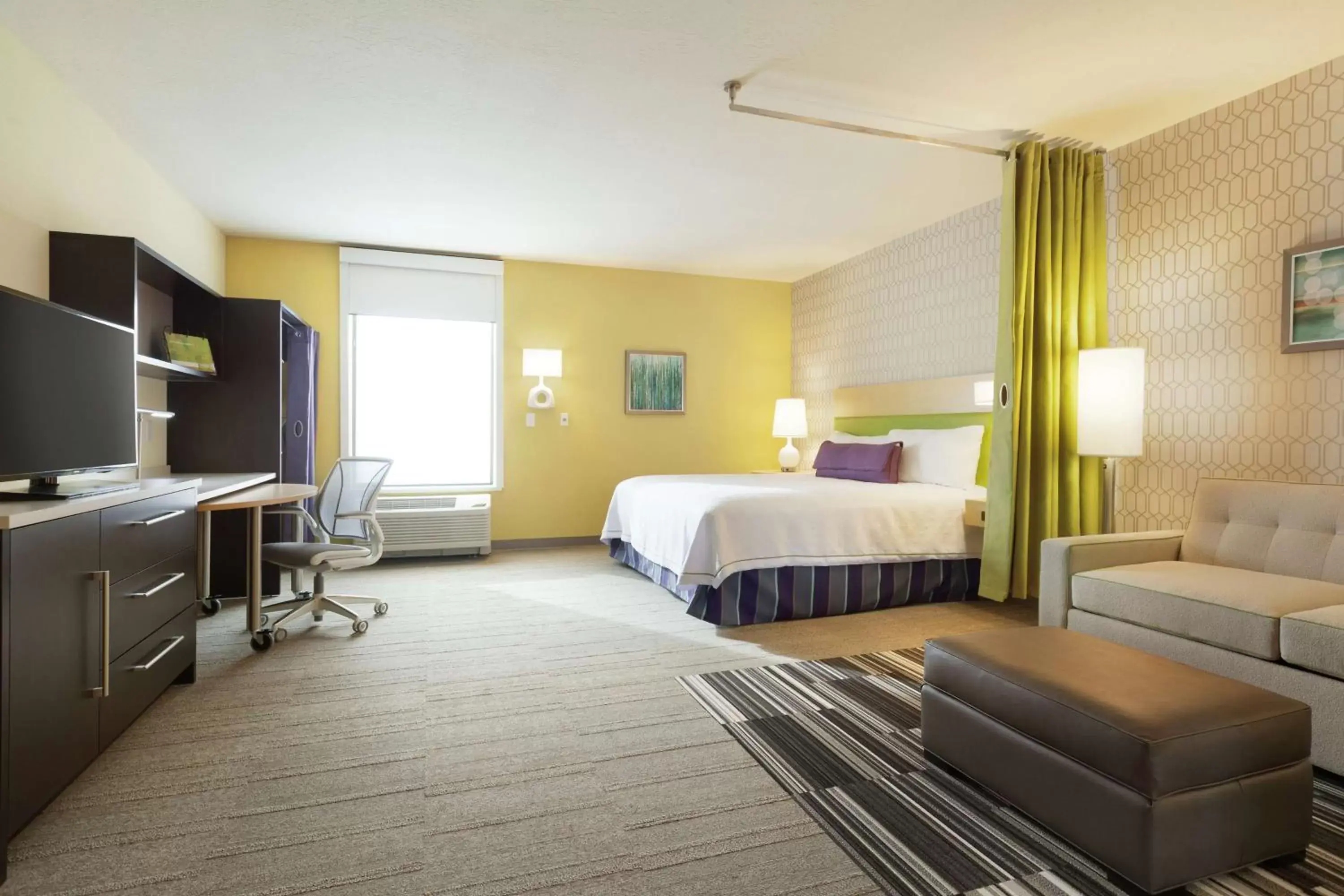 Bedroom in Home2 Suites by Hilton Salt Lake City-East
