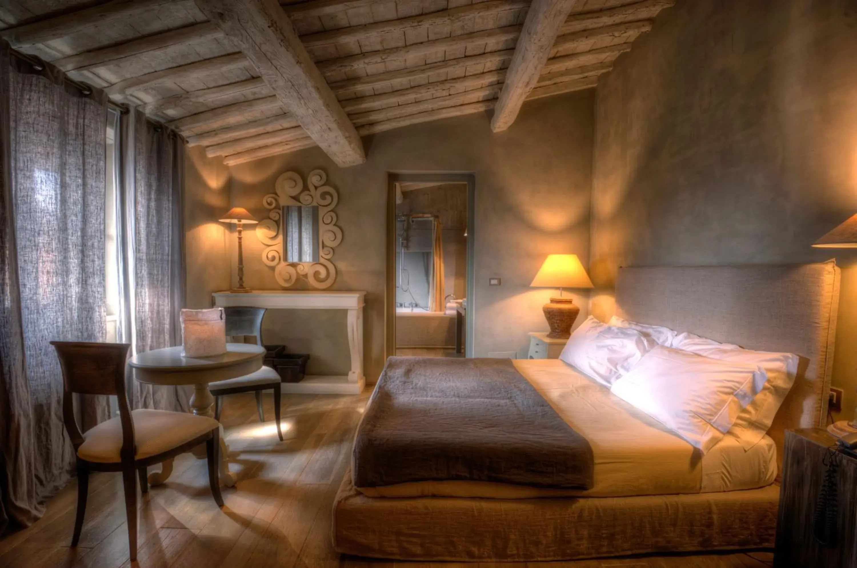 Photo of the whole room, Room Photo in Villa Sassolini Country Boutique Hotel