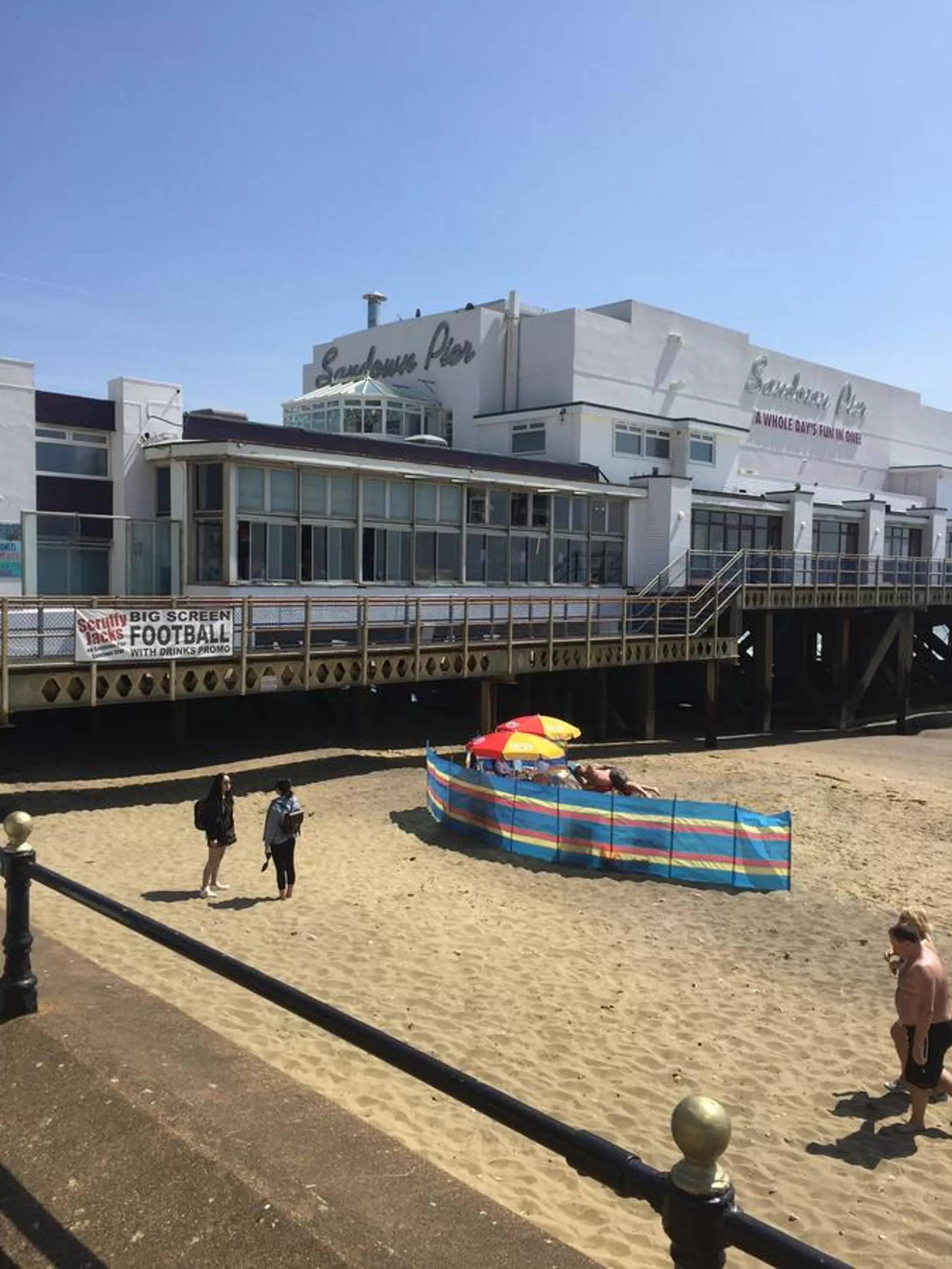 Entertainment in Inglewood Guest House