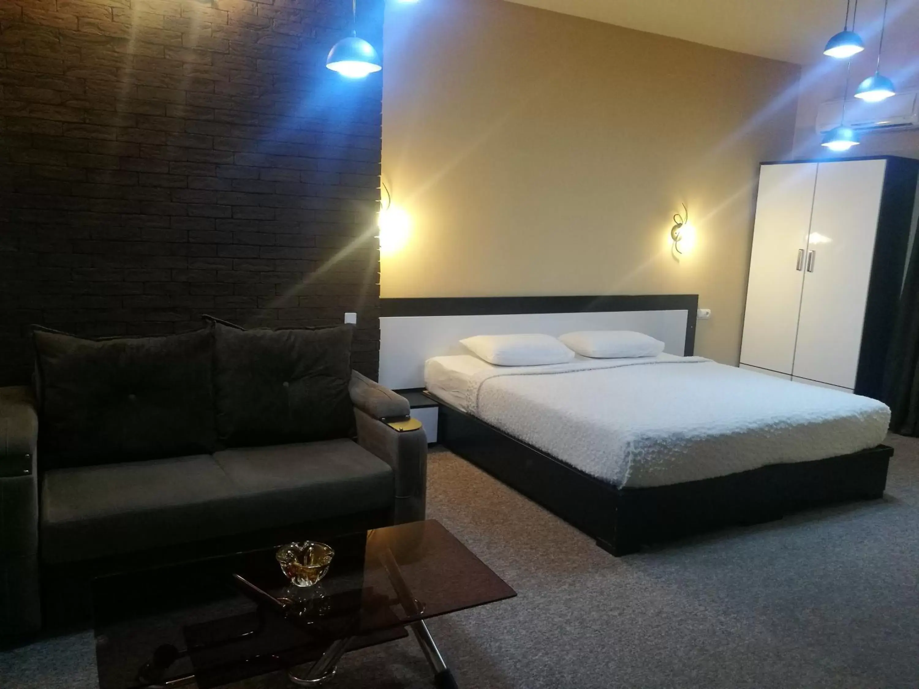 Bed in Hotel Diplomat