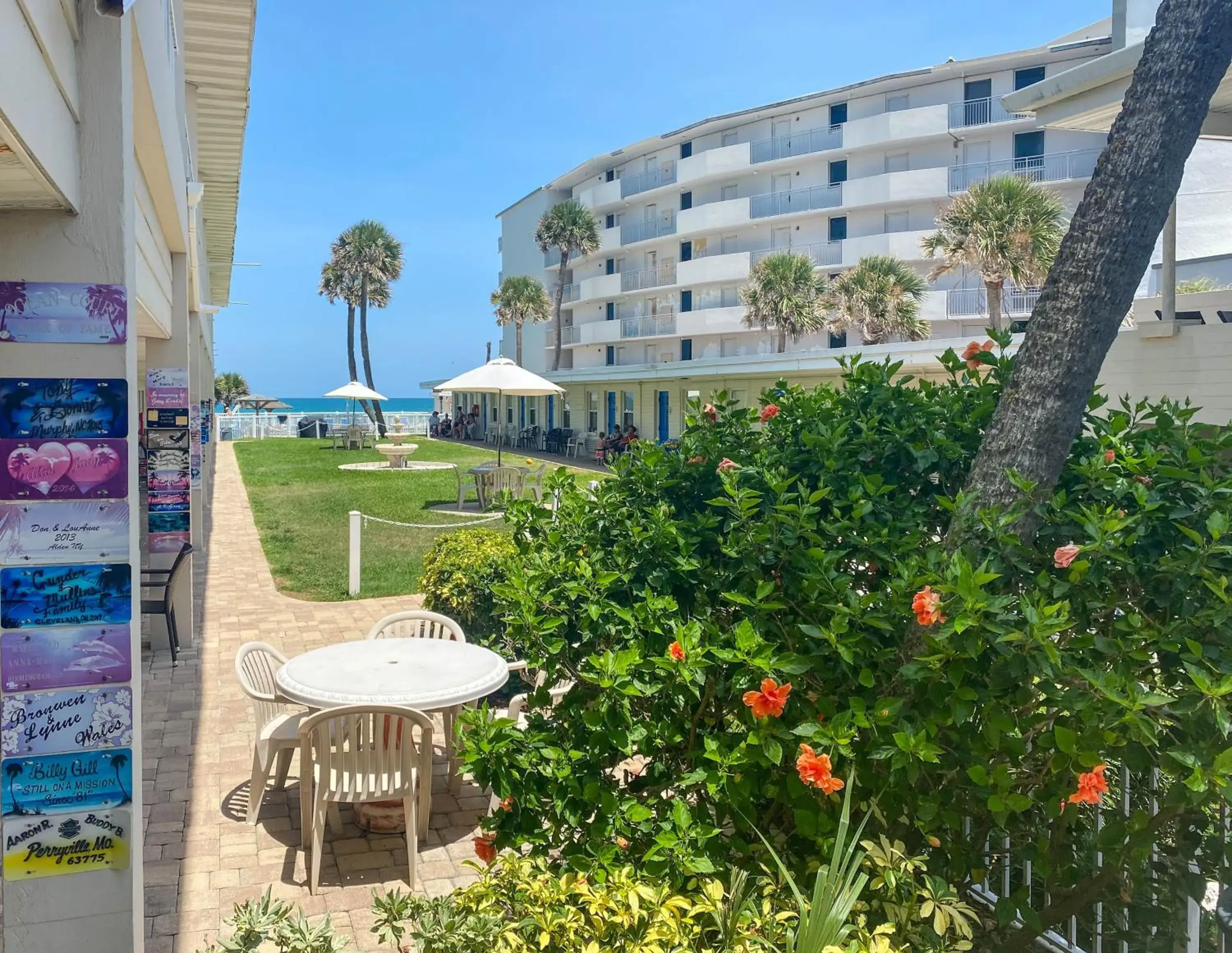 Patio in Ocean Court Beachfront Hotel