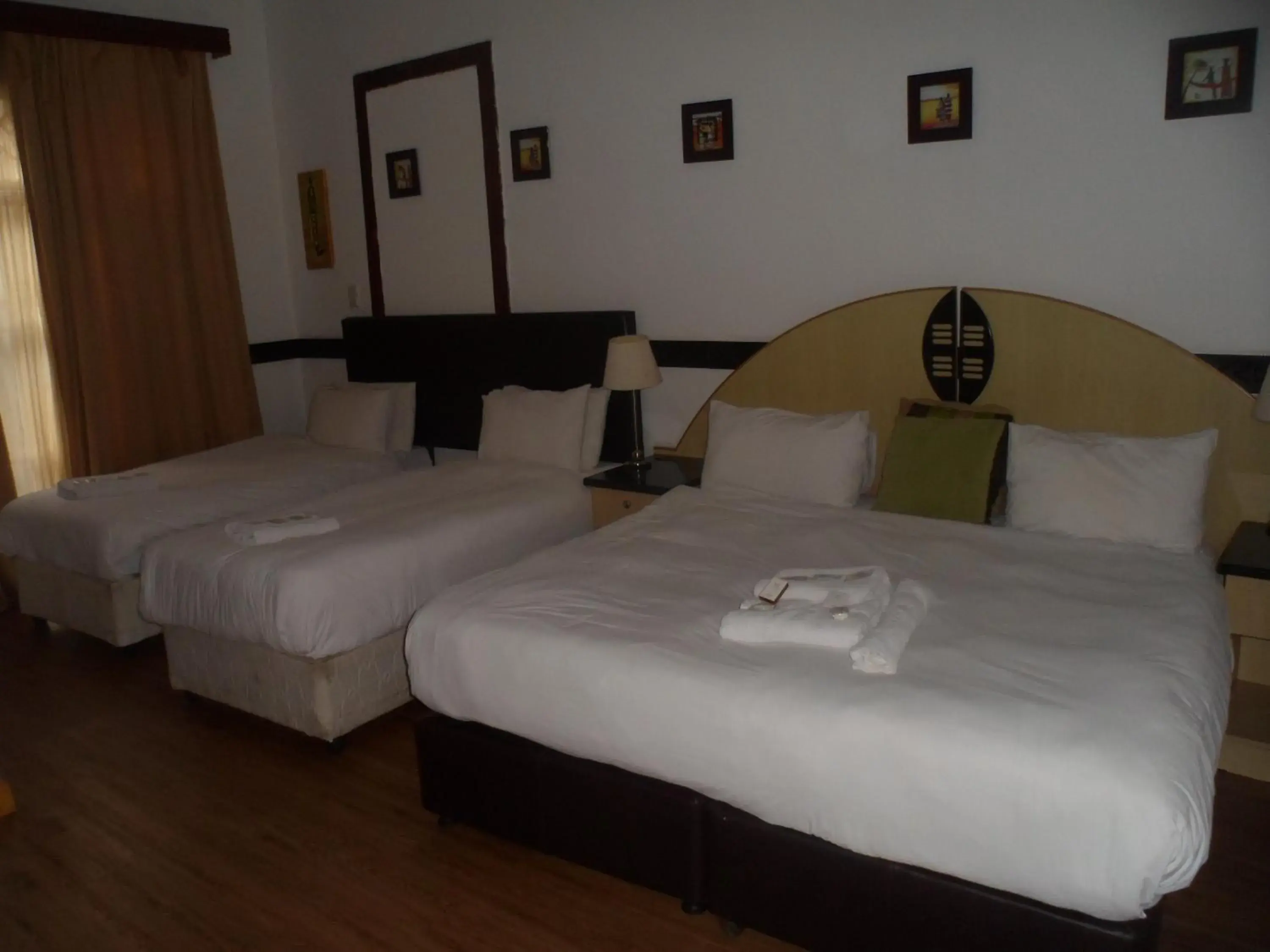Bed in Laletsa Lodge