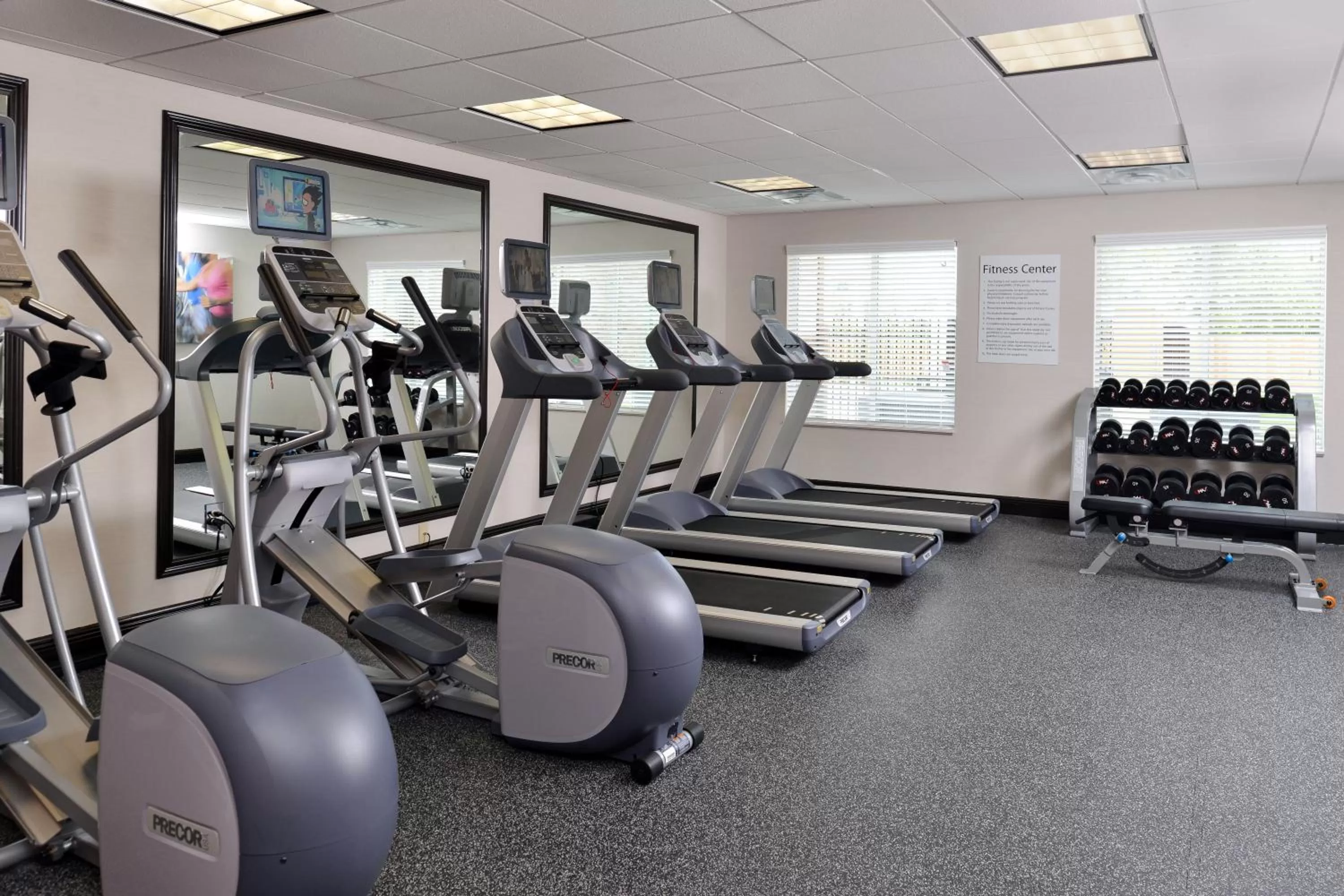 Fitness centre/facilities in Holiday Inn Express Tomball by IHG