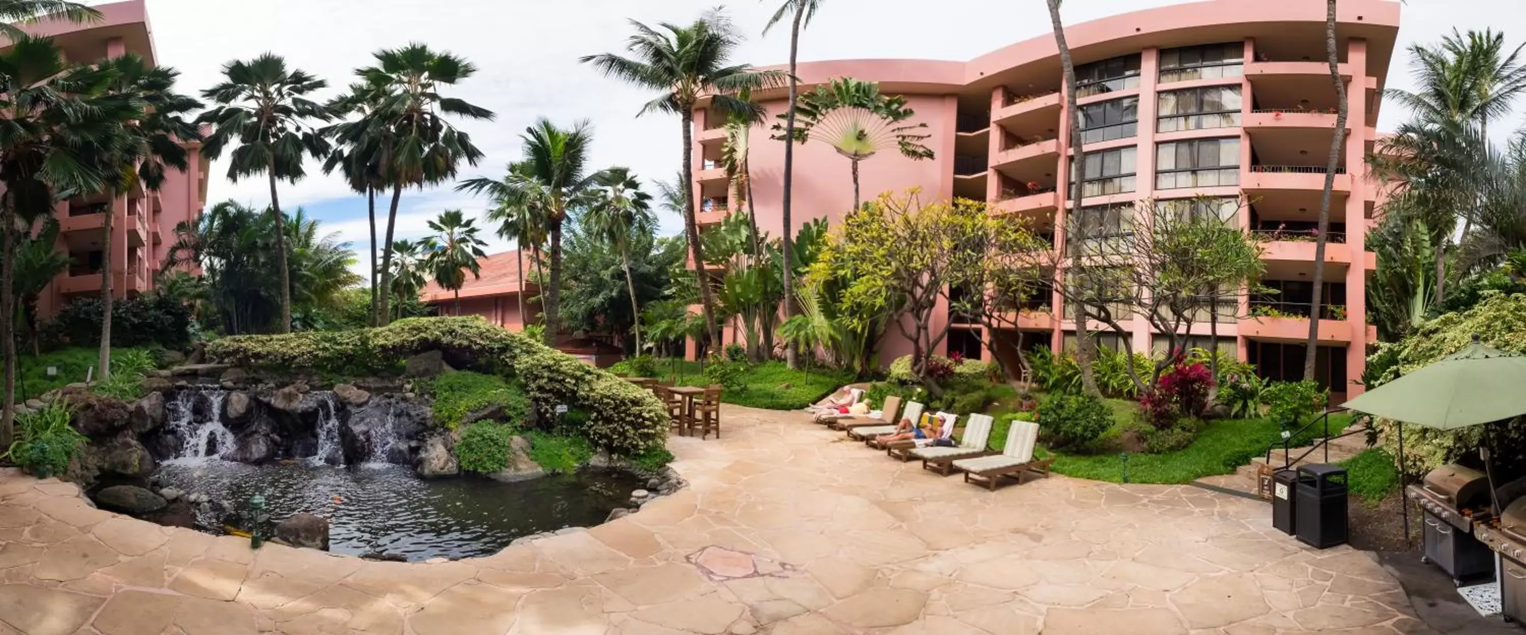 Garden, Property Building in Kahana Falls Resort