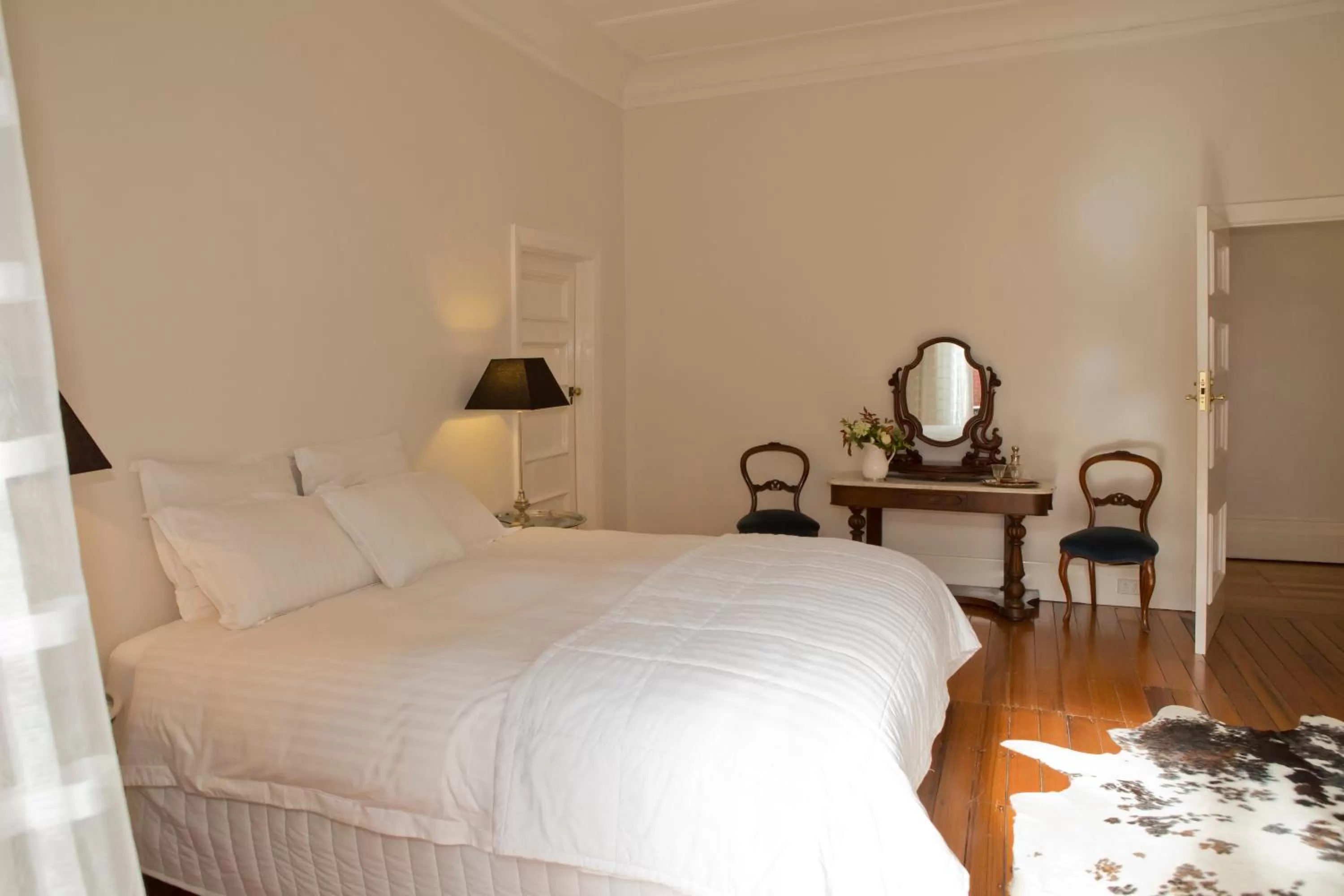 Photo of the whole room, Bed in Mollisons