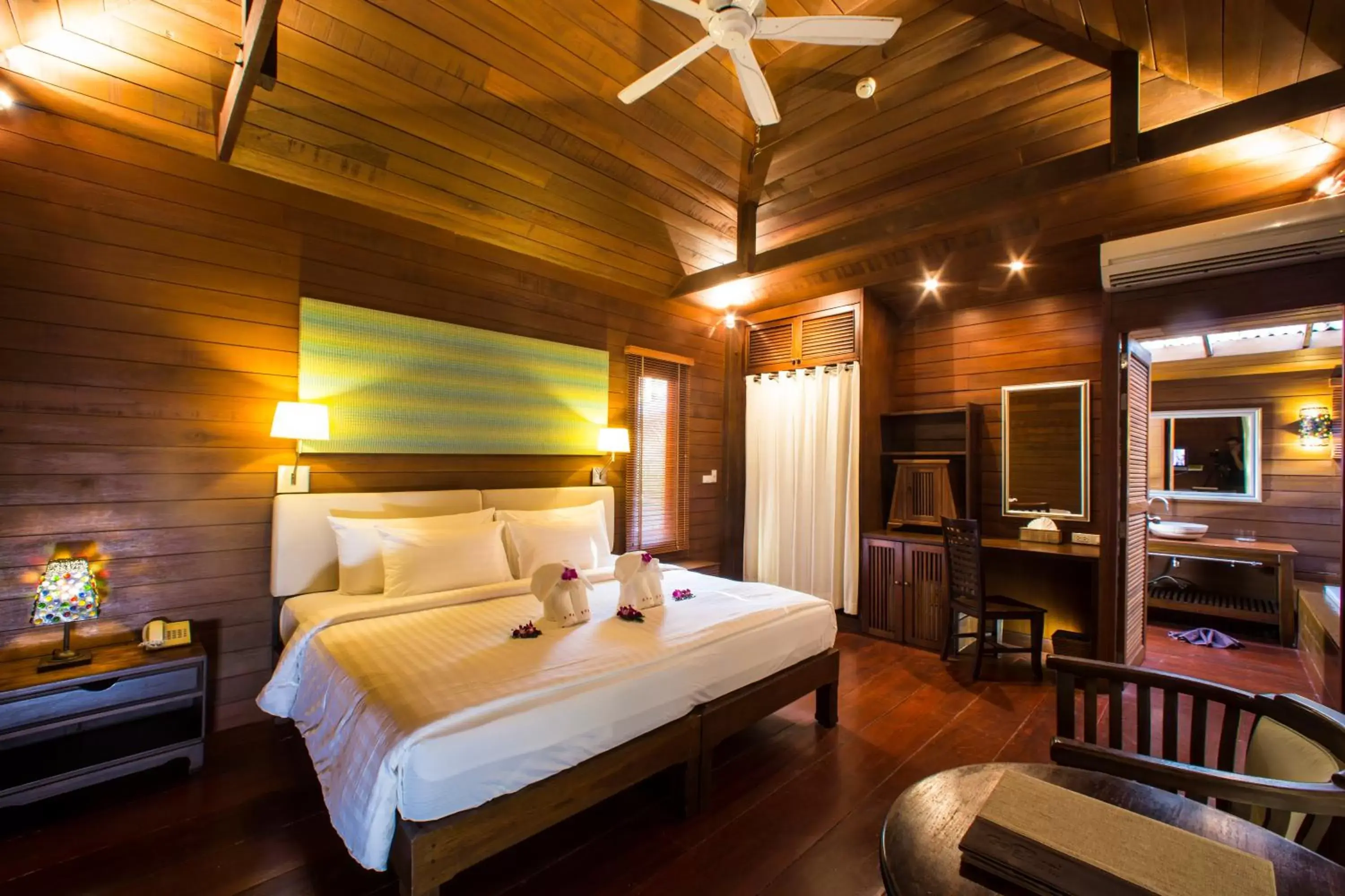 Decorative detail, Bed in GajaPuri Resort Koh Chang Decorative detail, Bed in GajaPuri Resort Koh Chang