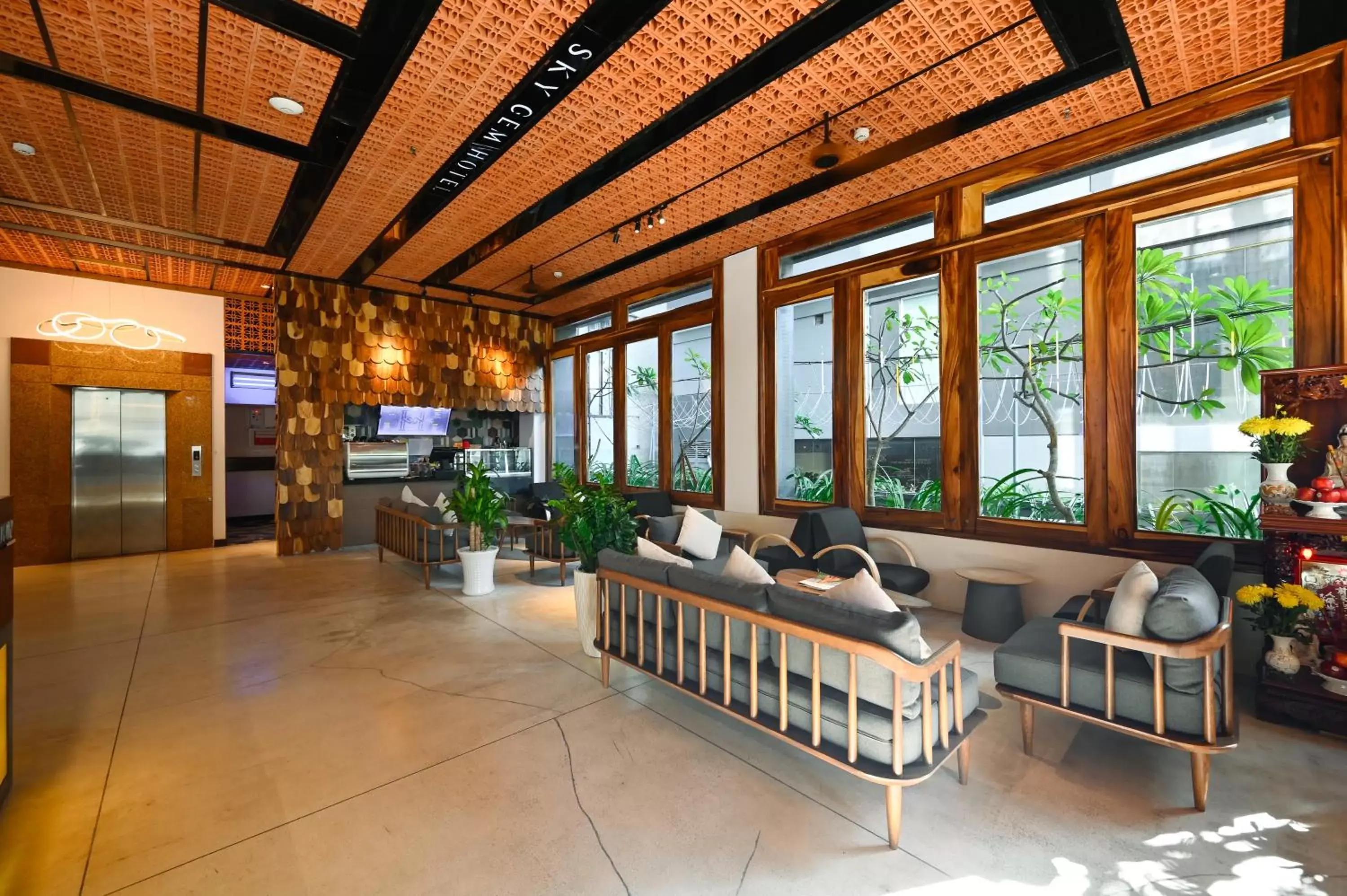 Coffee/tea facilities, Lobby/Reception in SKY GEM CENTRAL HOTEL