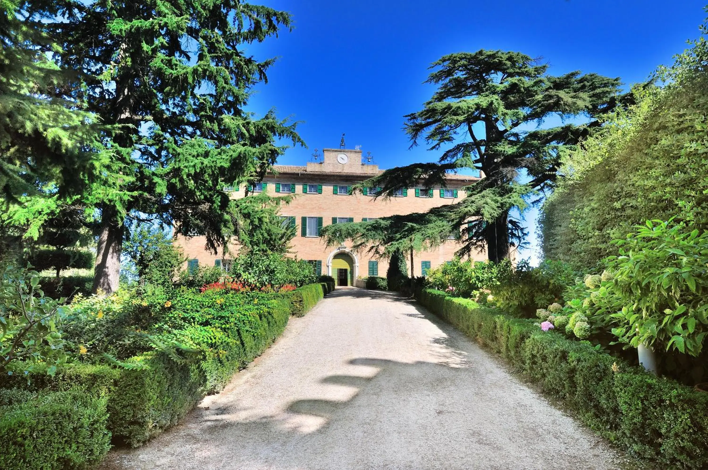 Facade/entrance, Property Building in Castello Di Monterado