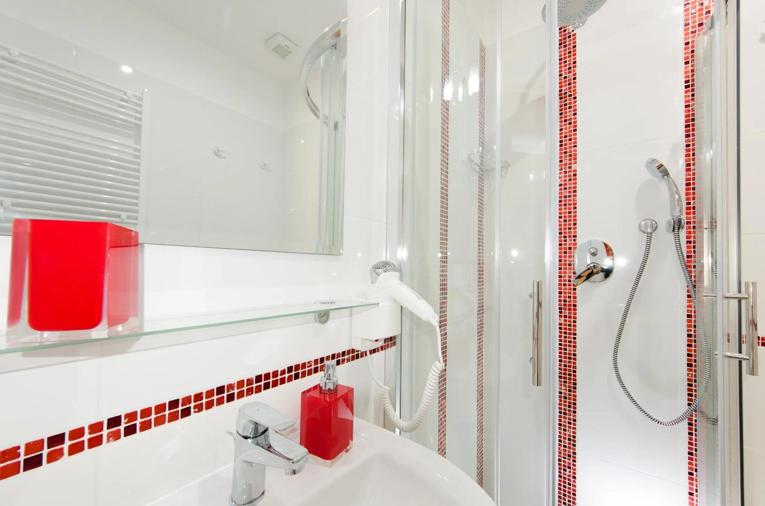 Bathroom in Gemme Di Roma Accomodation