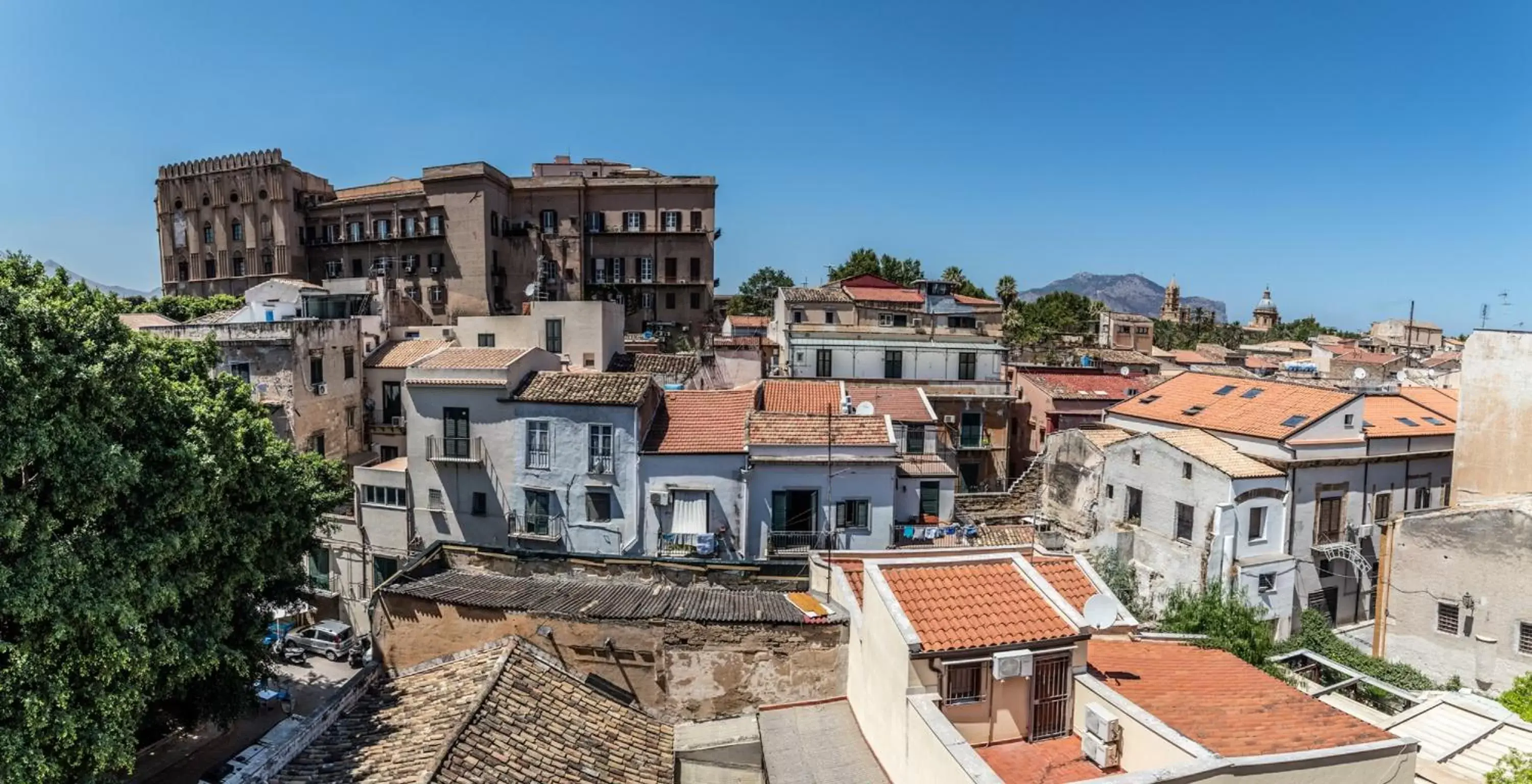 Nearby landmark in Camplus Guest Palermo