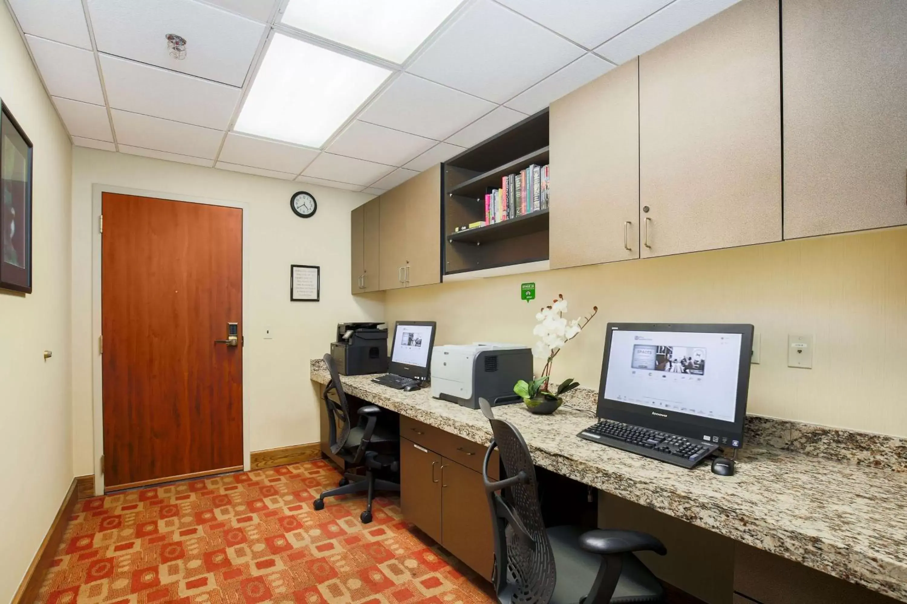 Business facilities, Business Area/Conference Room in Hilton Garden Inn Anchorage