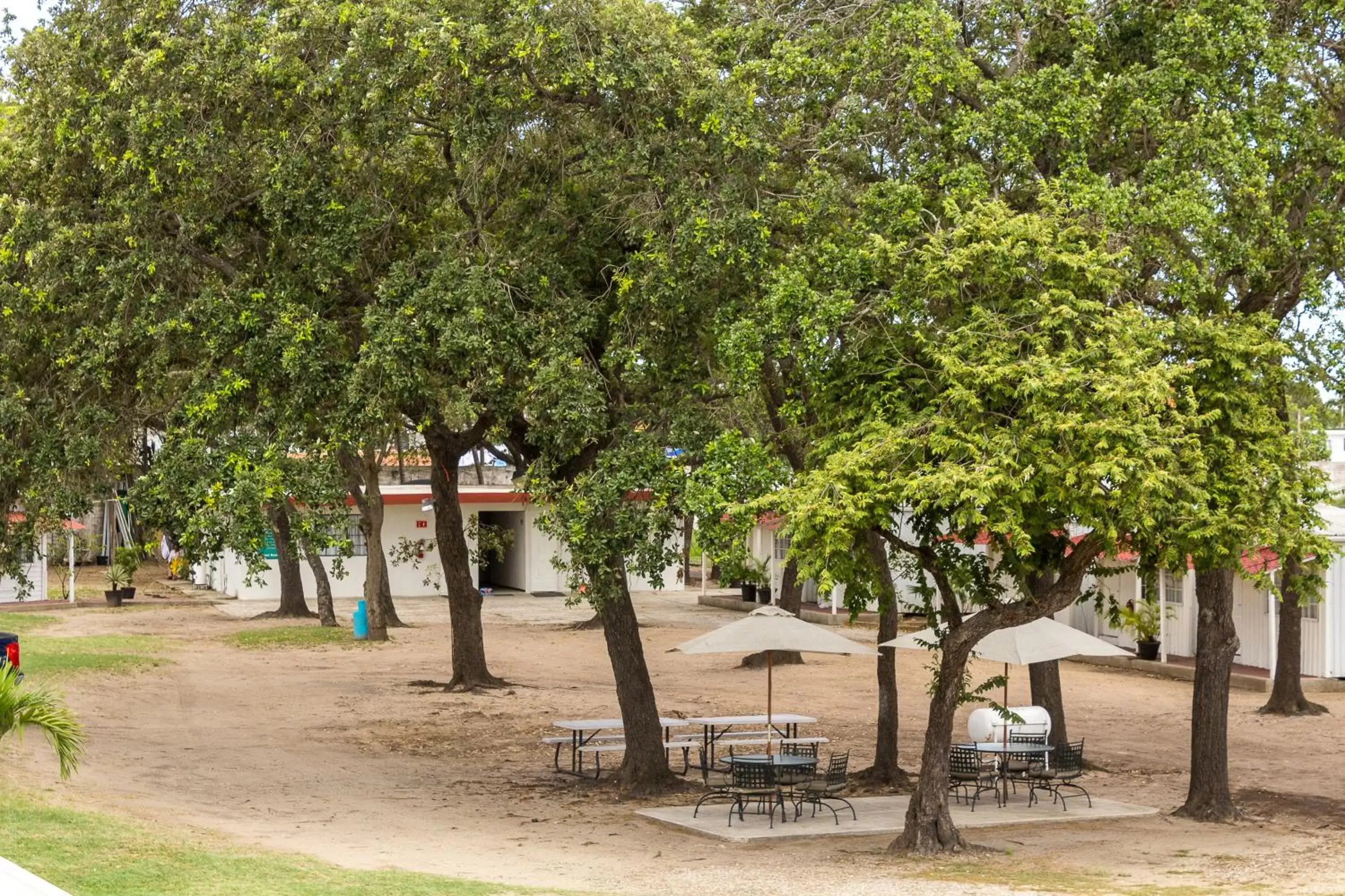 Patio, Children's Play Area in BONITTO INN® Tampico Altamira