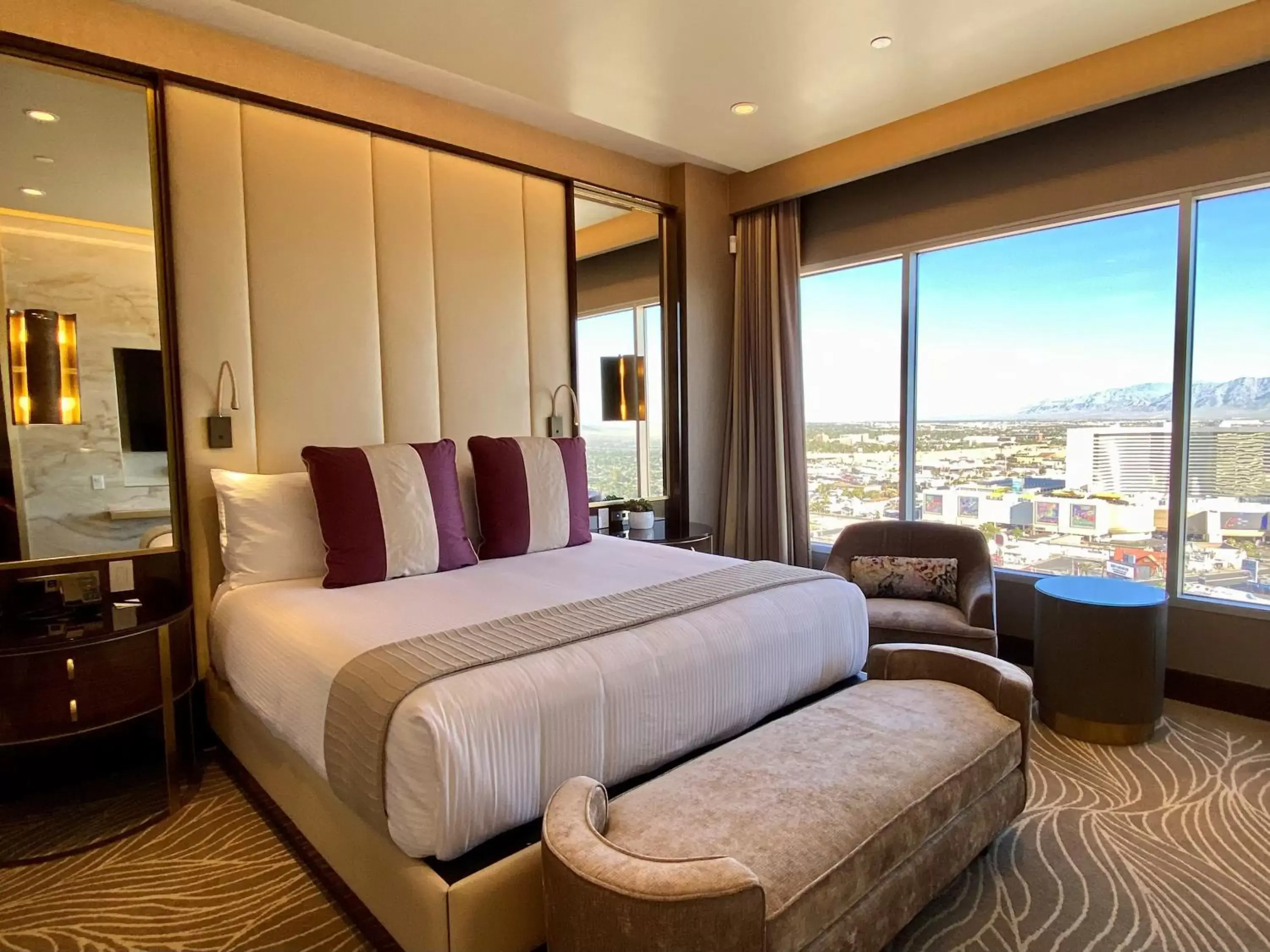 Bedroom, Bed in SAHARA Las Vegas Bedroom, Bed in SAHARA Las Vegas