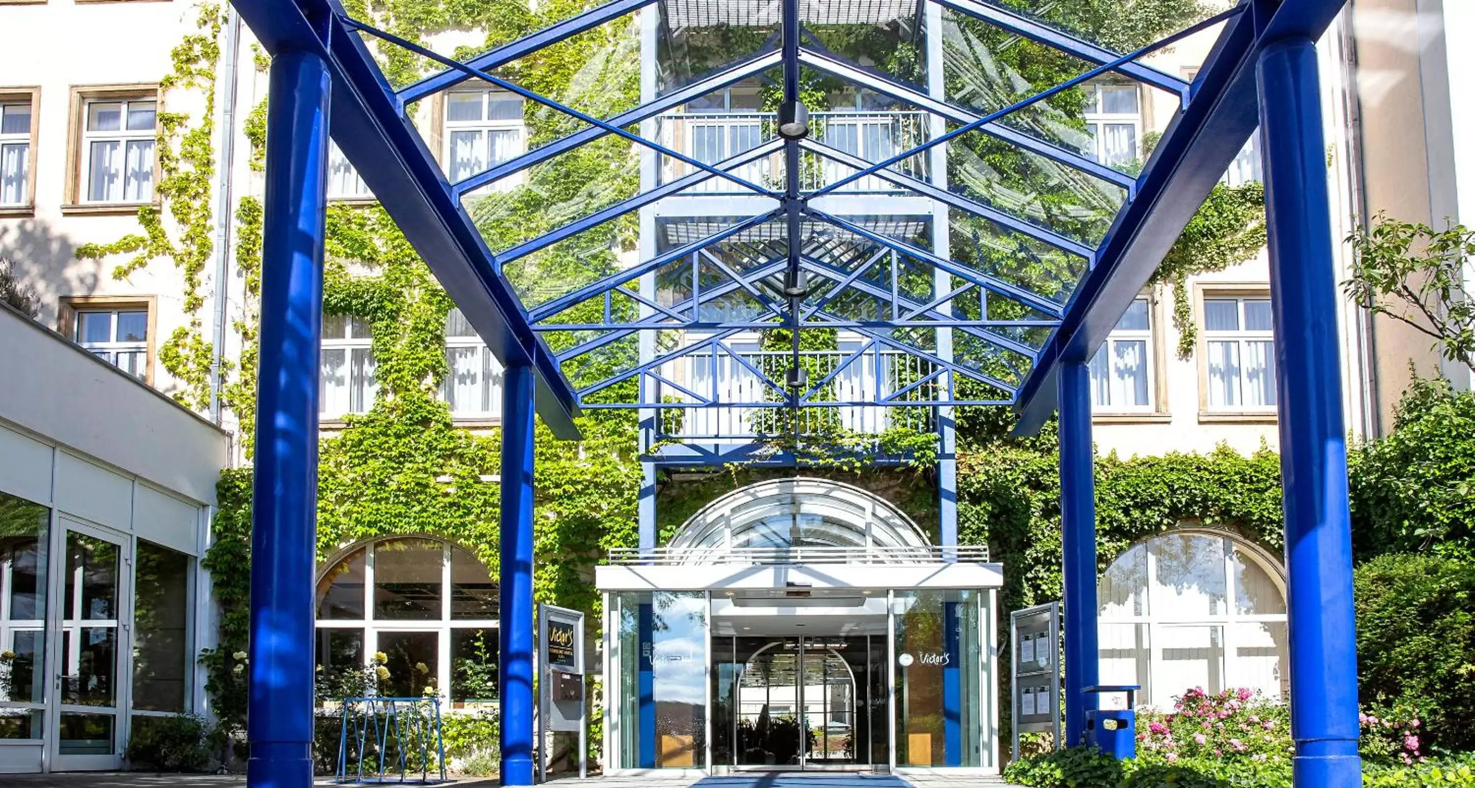 Facade/entrance in Victor's Residenz-Hotel Gera