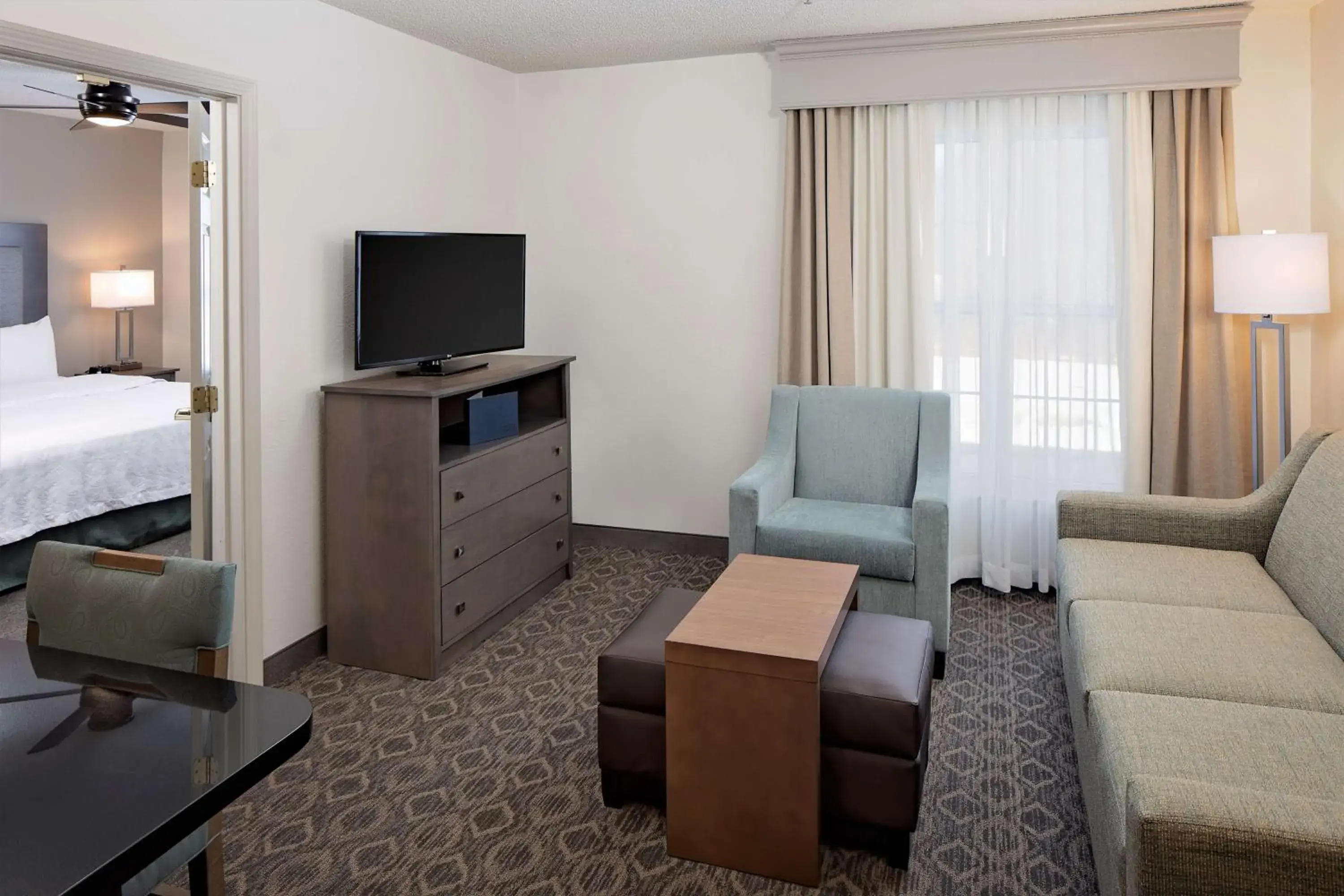 Living room, Seating Area in Homewood Suites by Hilton Minneapolis-Mall Of America