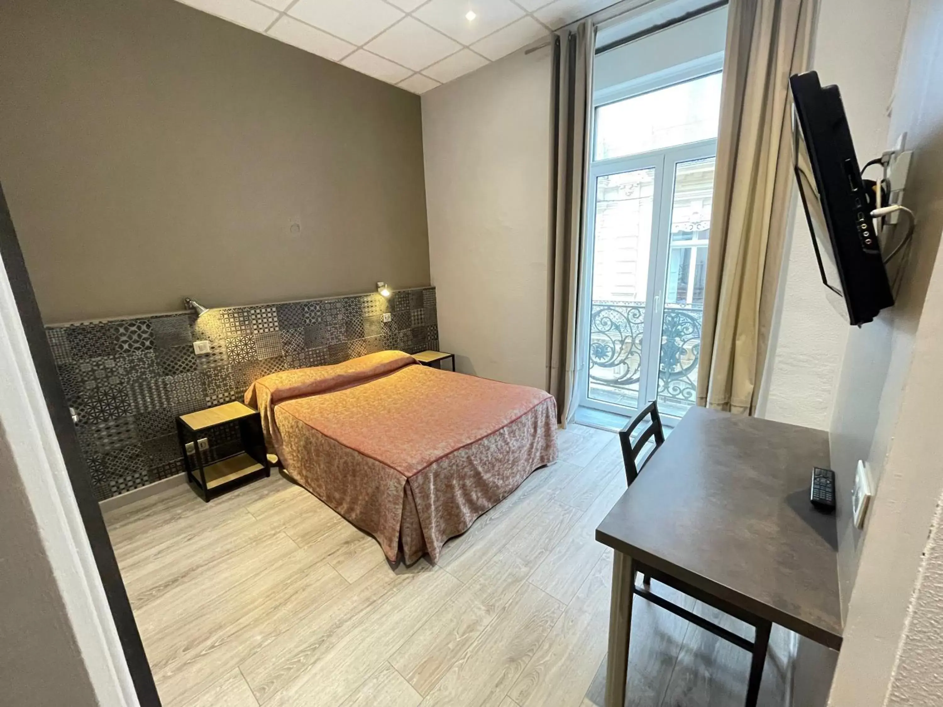 Bedroom, Bed in Hotel de La Comédie