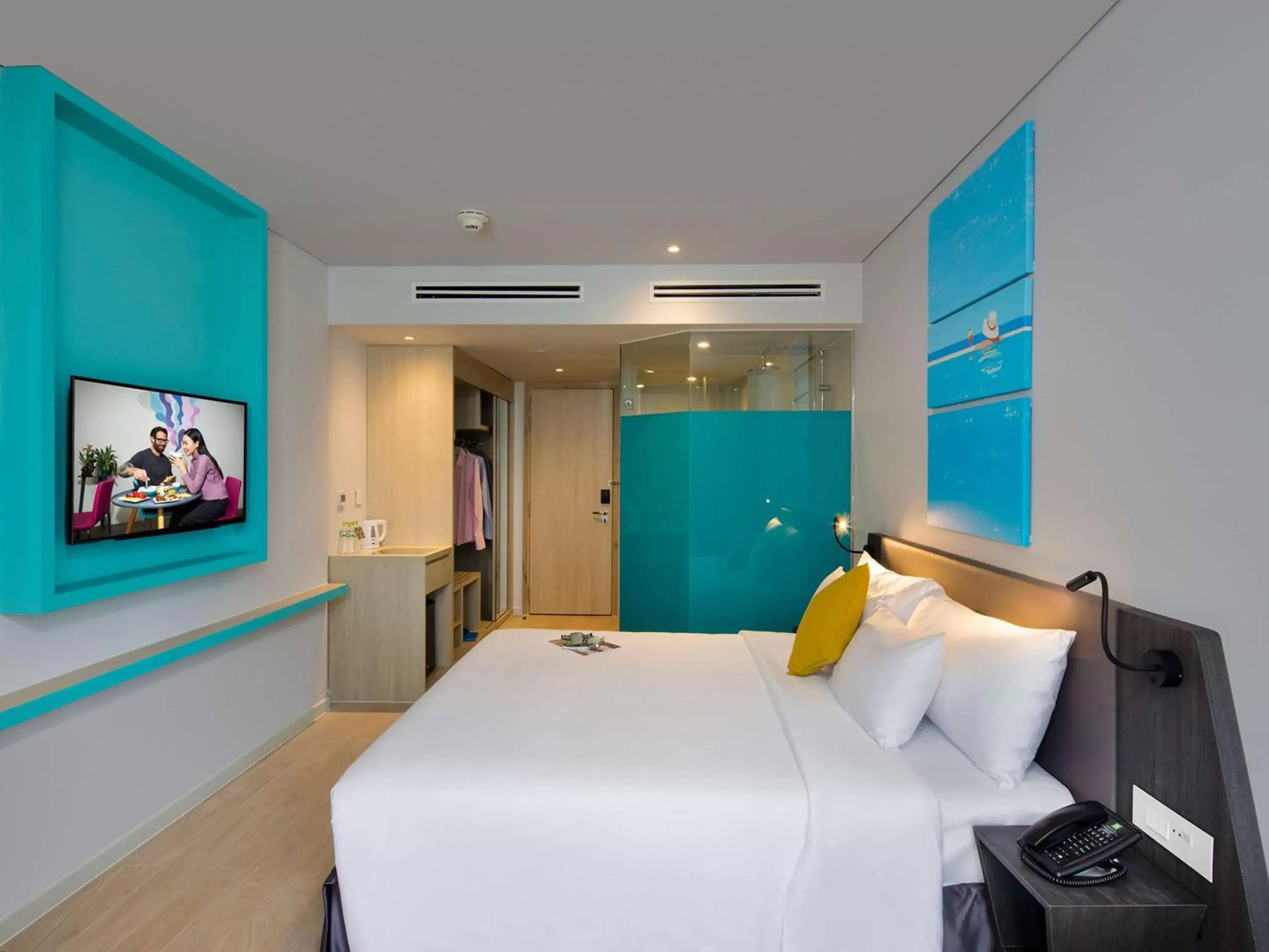 Photo of the whole room in ibis Styles Nha Trang