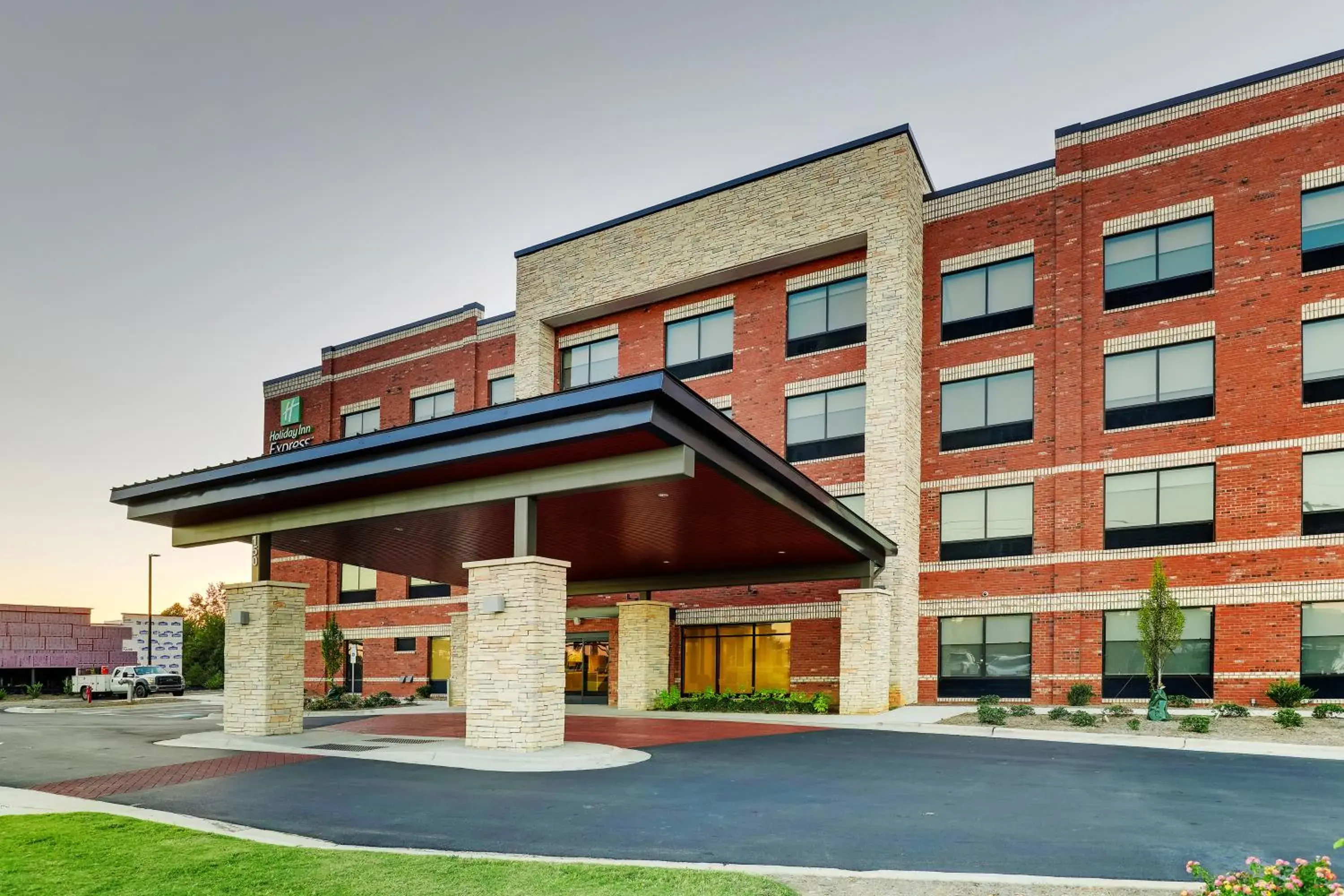 Property Building in Holiday Inn Express Holly Springs - Raleigh Area, an IHG Hotel