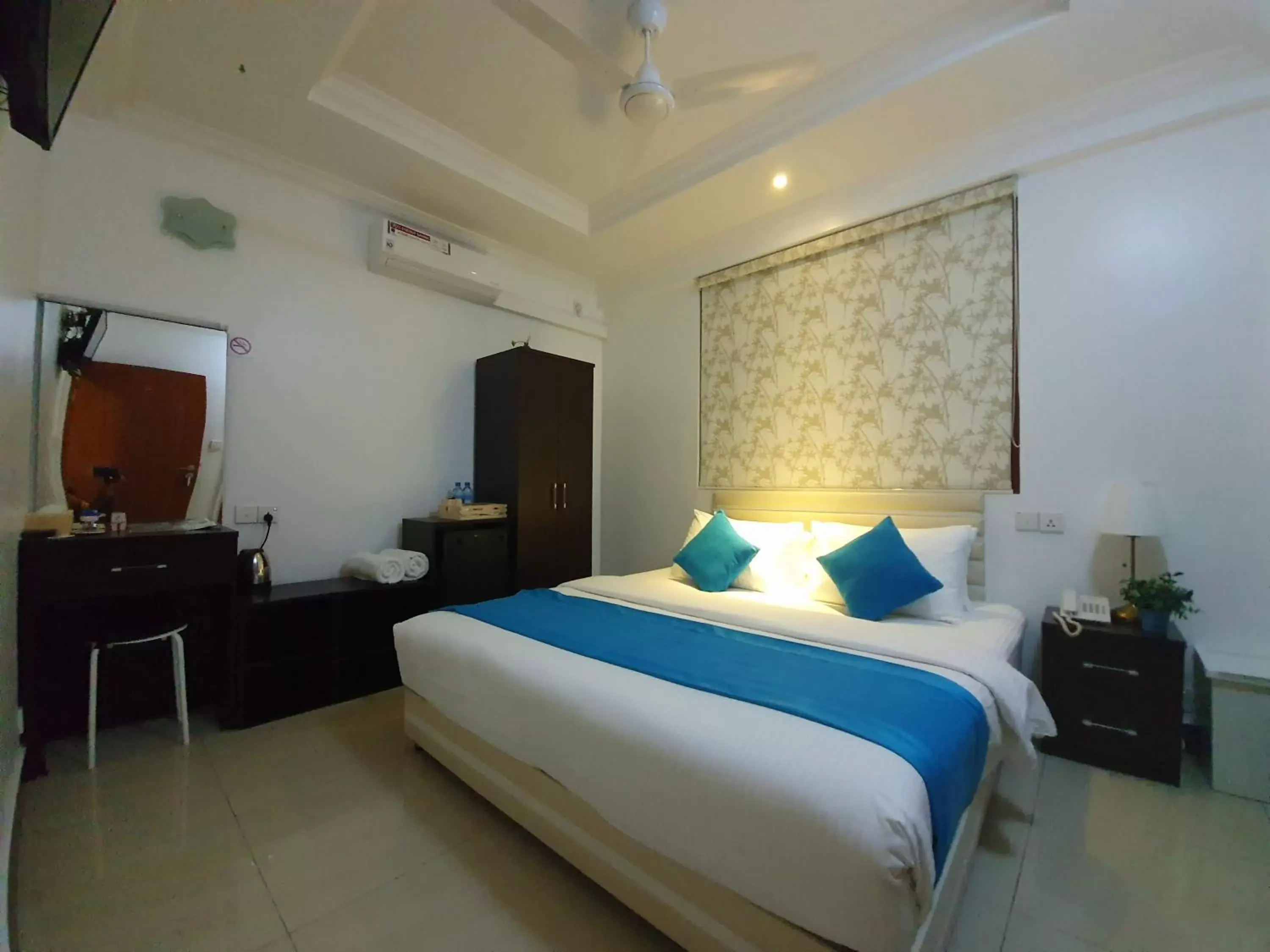 Bed in Huvan Beach Hotel at Hulhumale