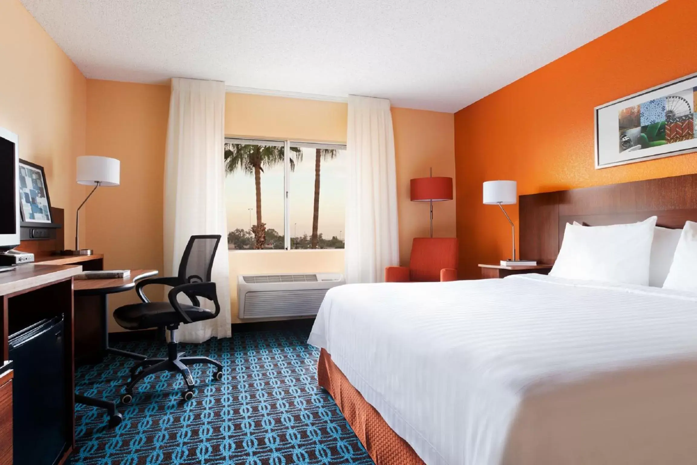 Photo of the whole room in Country Inn & Suites by Radisson, Phoenix Airport, AZ