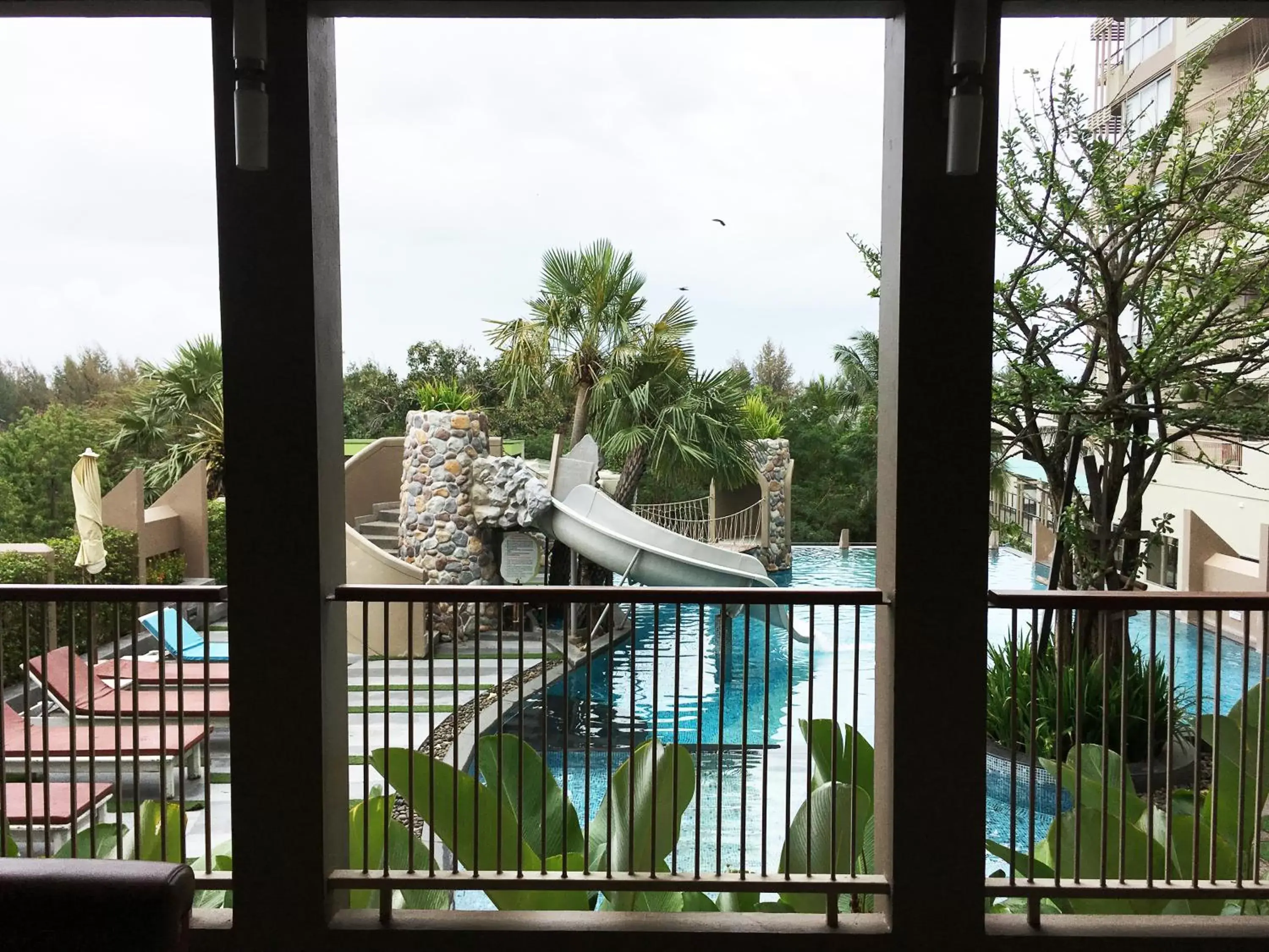 Pool View in Long Beach Cha-Am Hotel