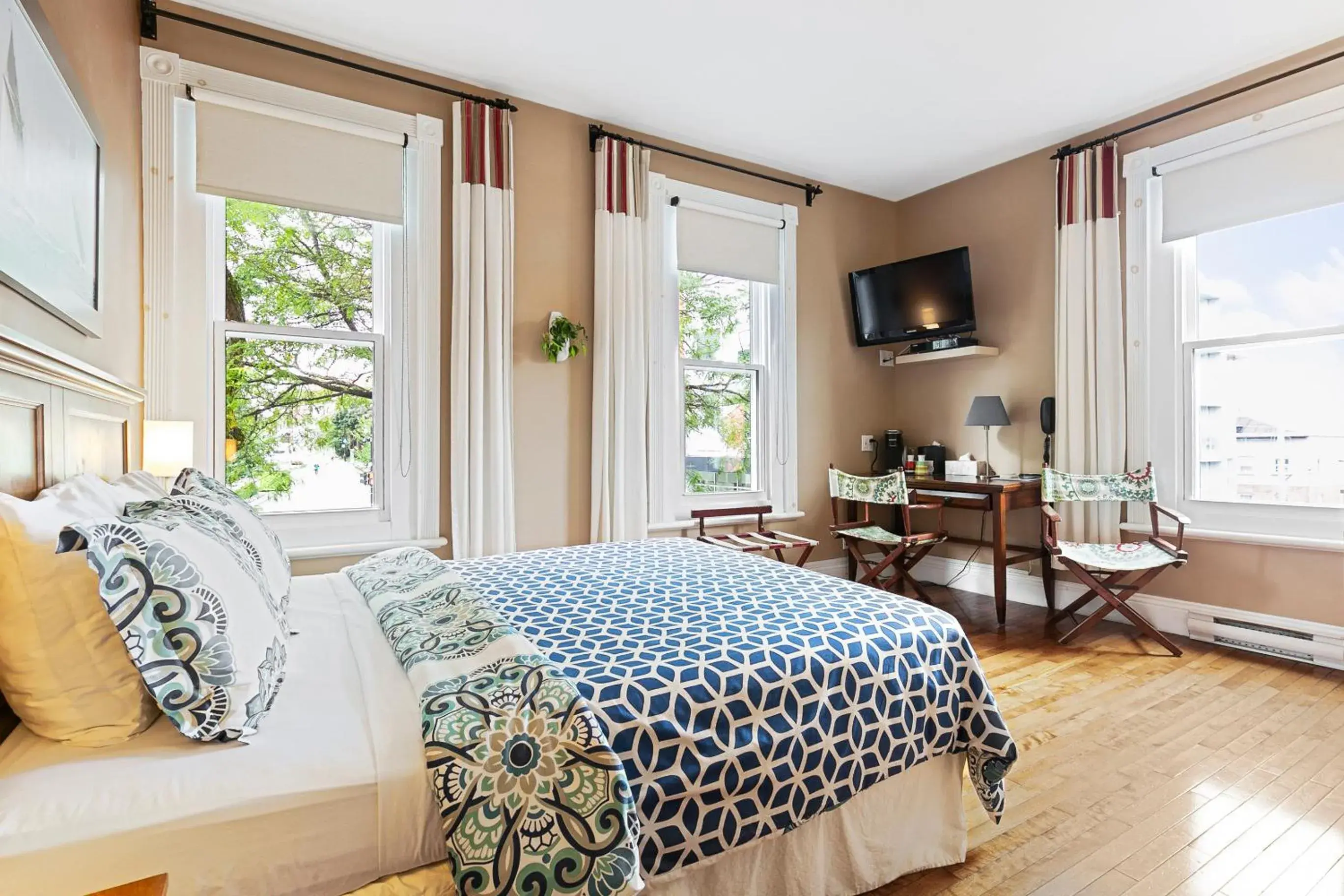 Bedroom in Chateau Des Tourelles