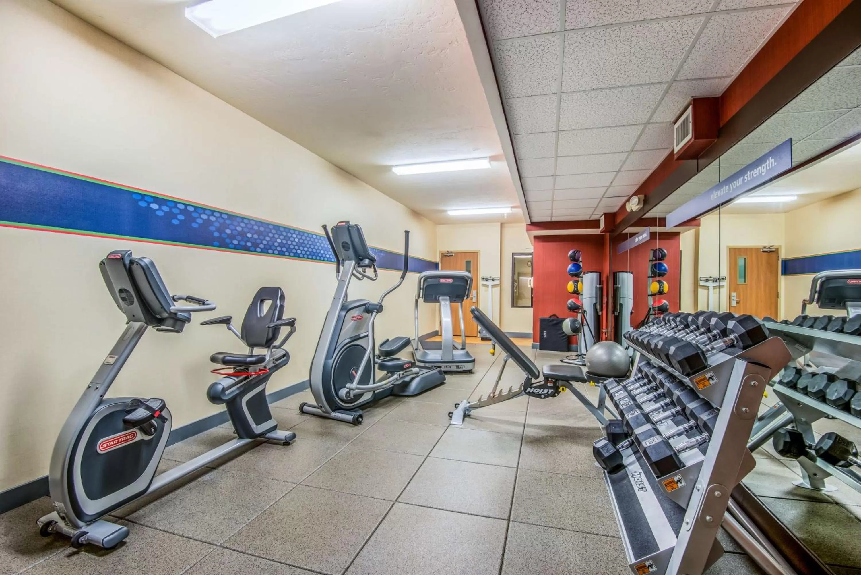 Fitness centre/facilities in Hampton Inn & Suites Los Alamos