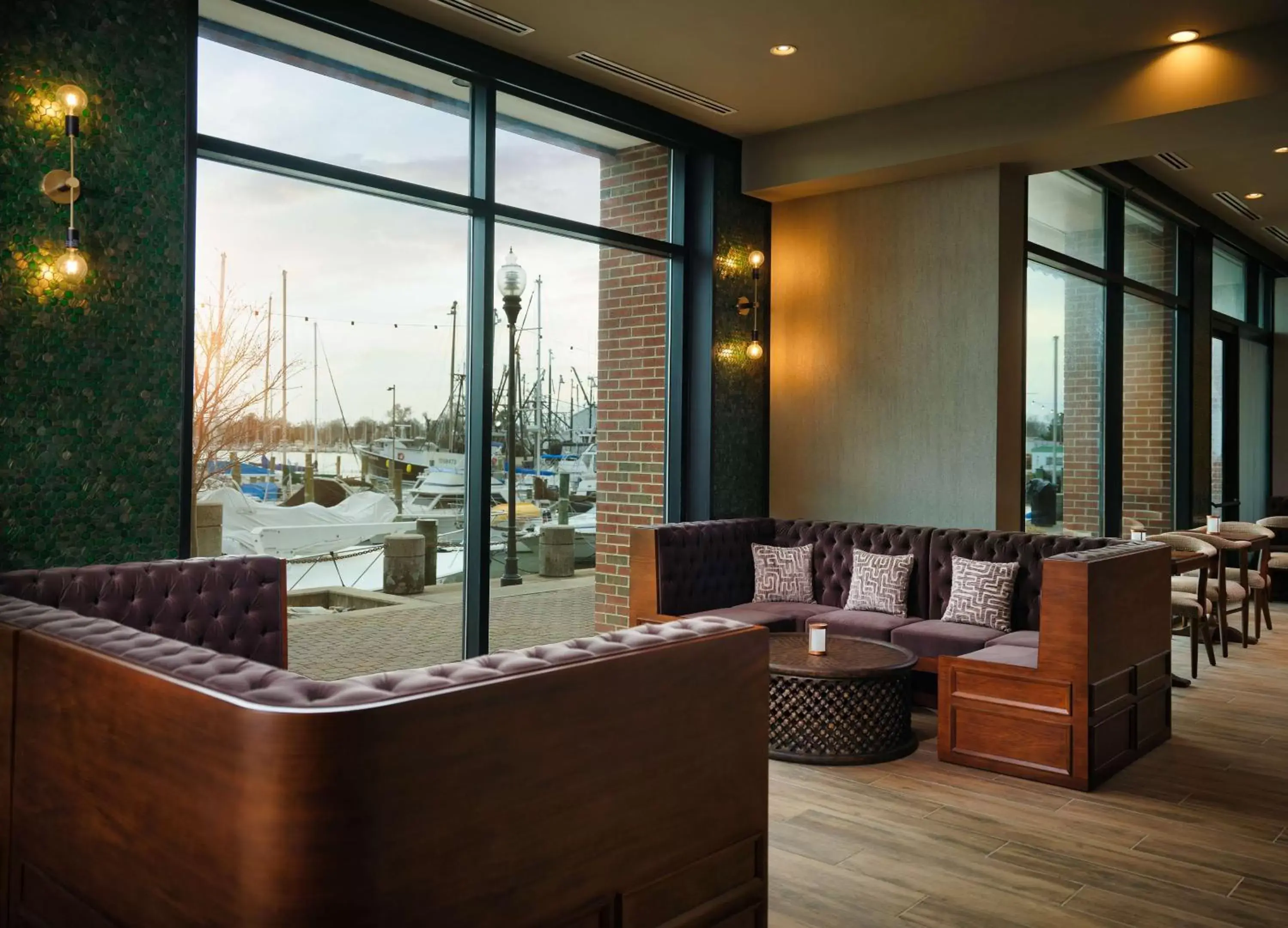 Lounge or bar in The Landing at Hampton Marina, Tapestry Collection by Hilton