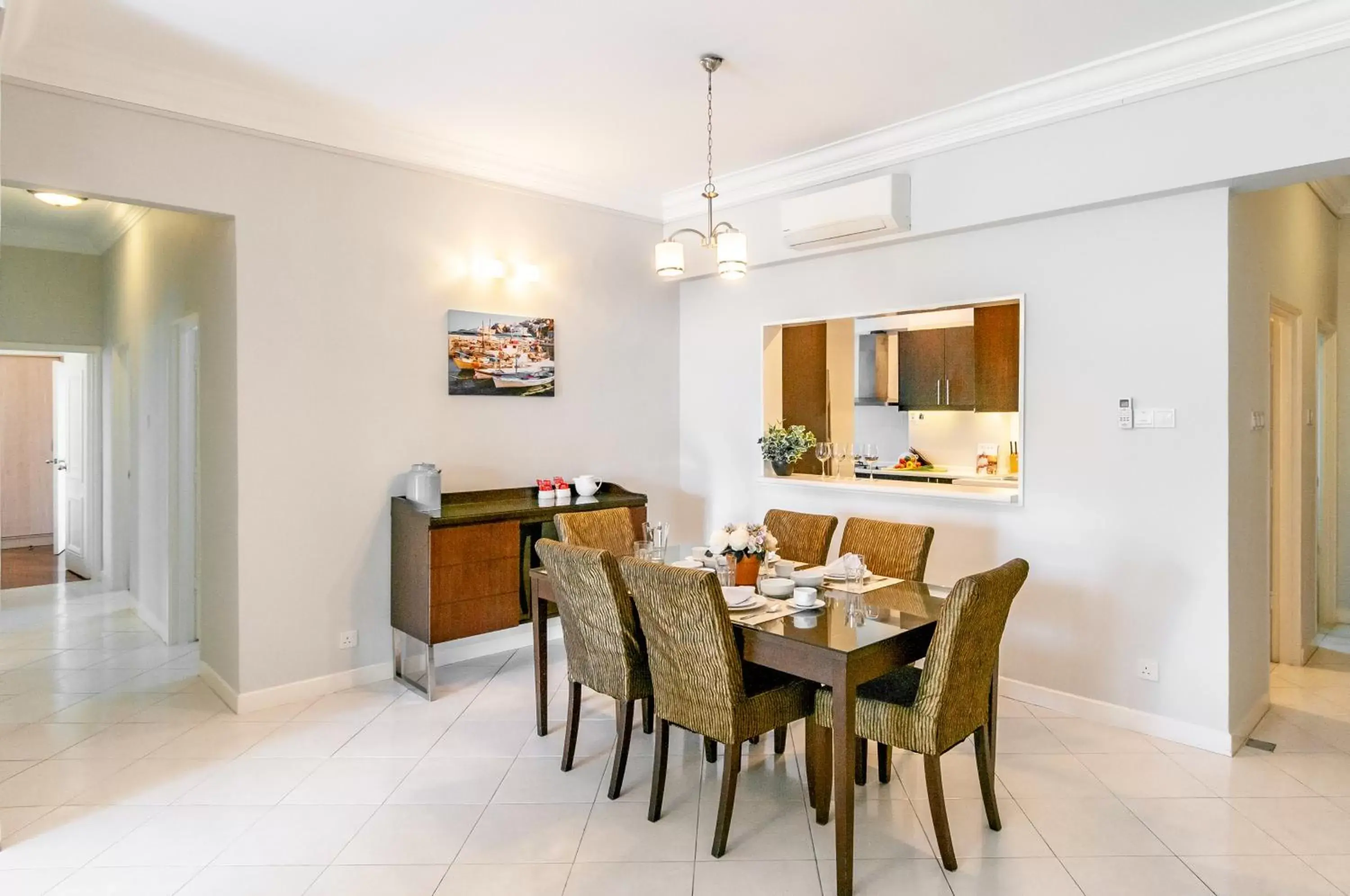 Dining Area in Wedgewood Residences