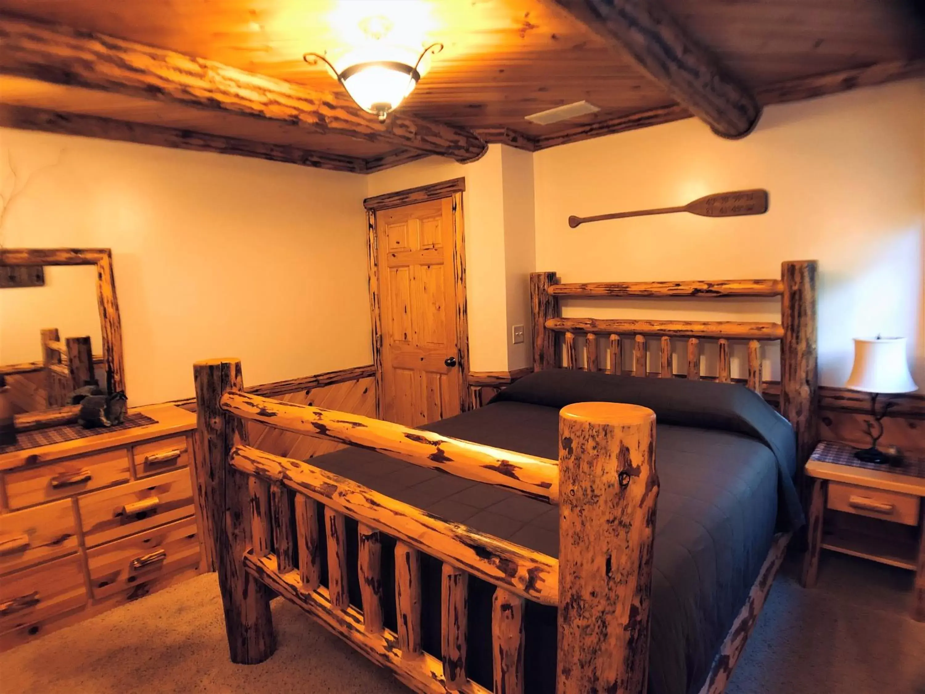 Bunk Bed in Sojourner's Lodge & Log Cabin Suites