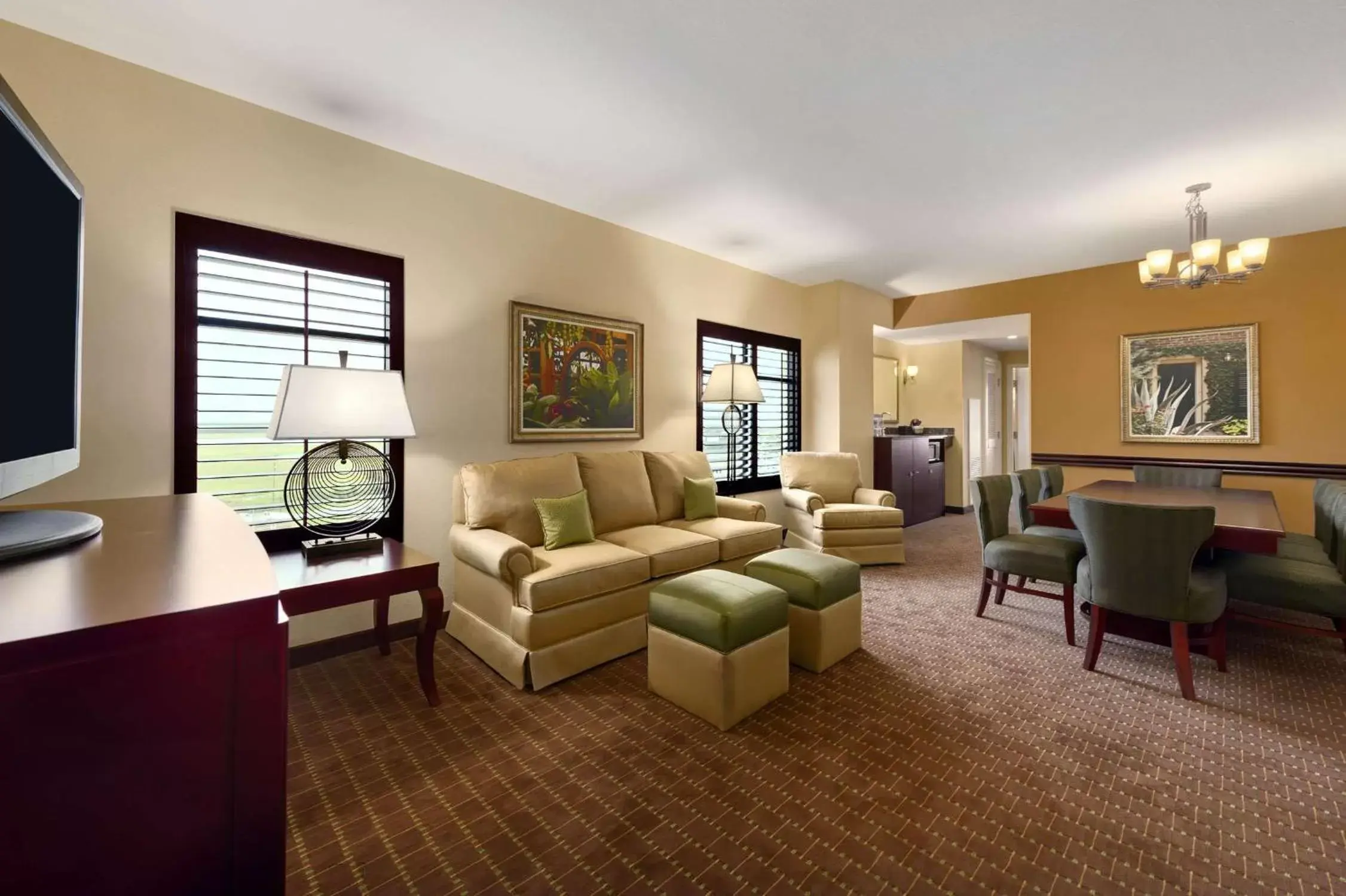 Living room, Seating Area in Embassy Suites by Hilton Orlando Lake Buena Vista South