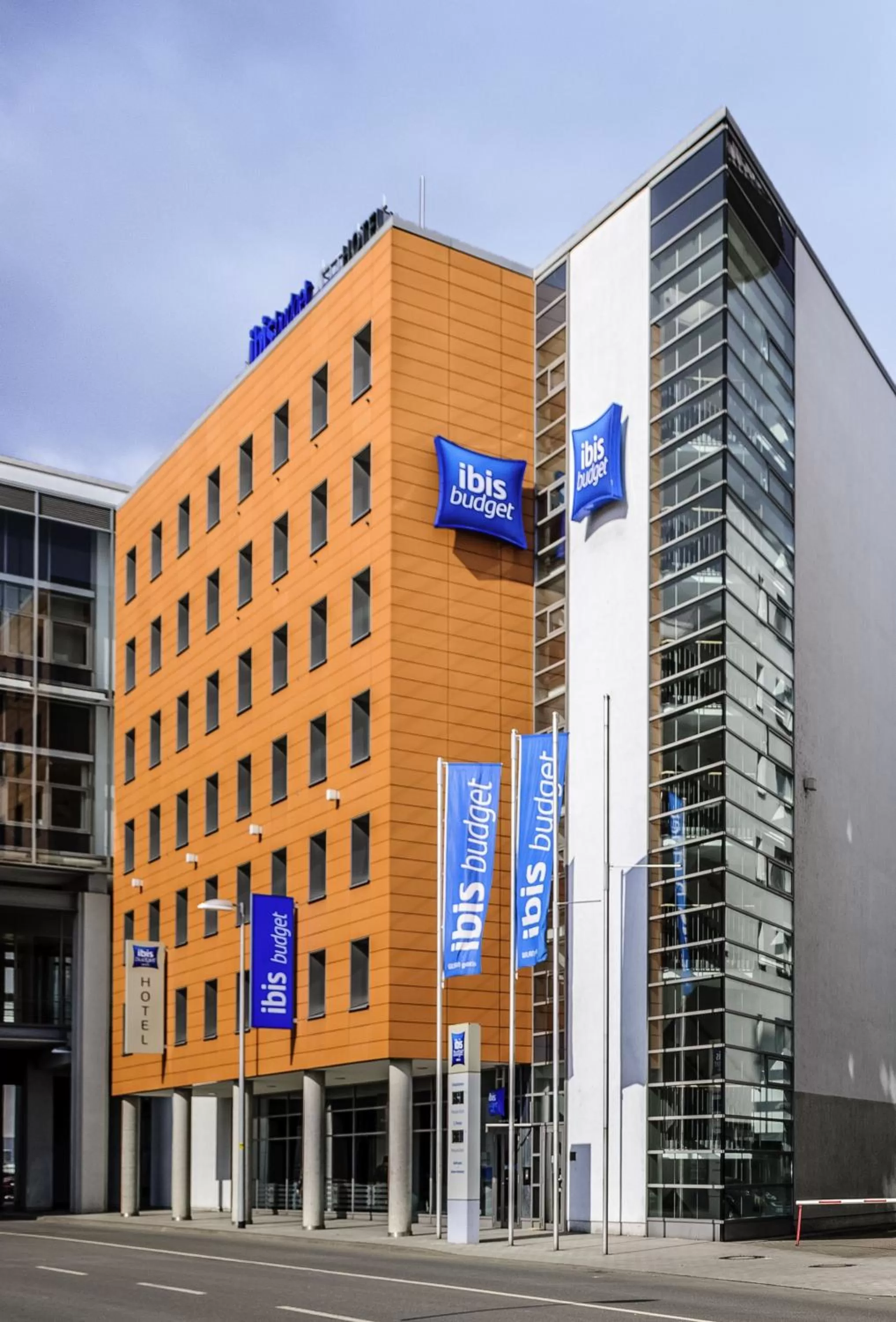 Property building in Ibis budget Hannover Hbf