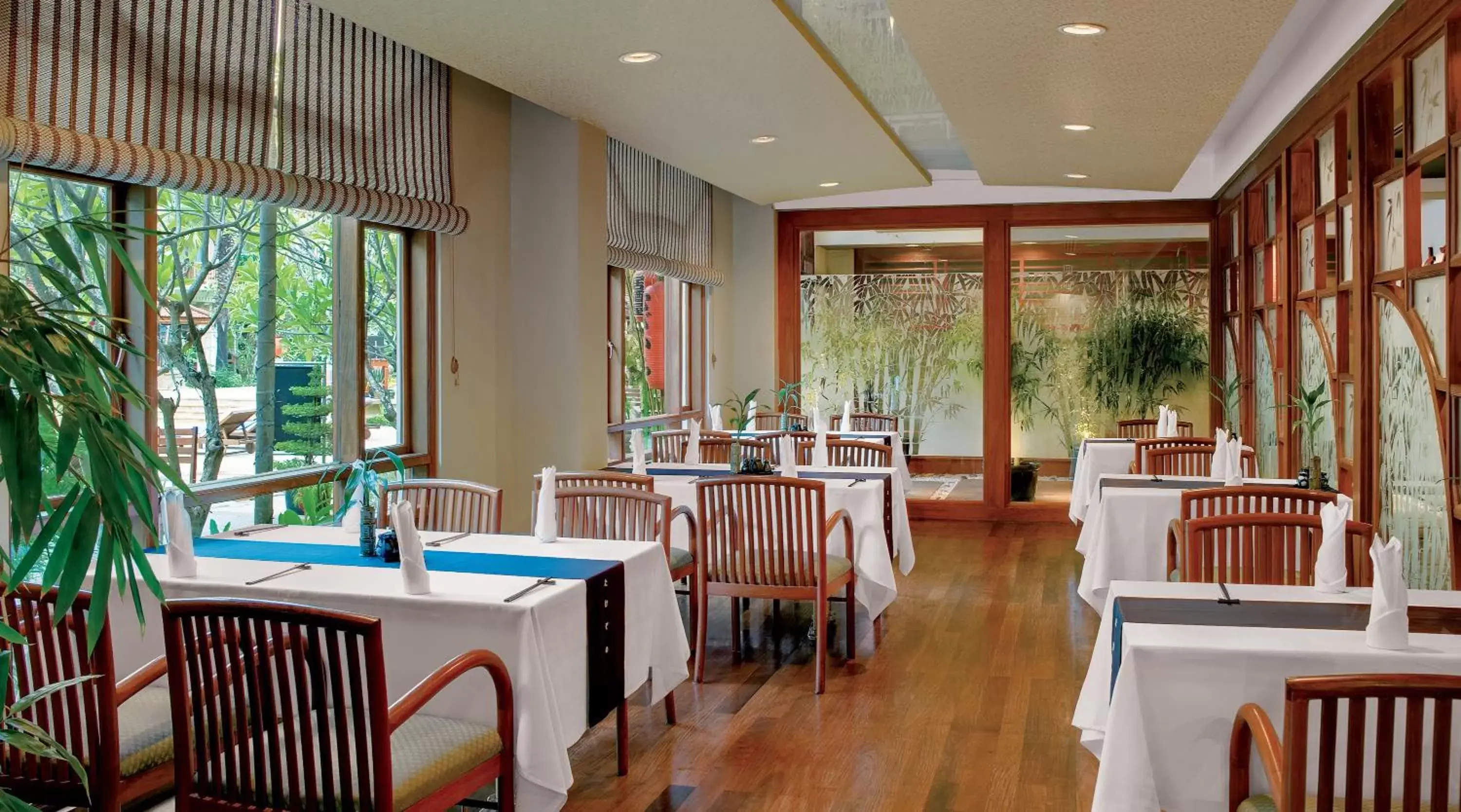 Restaurant/Places to Eat in Sokha Angkor Resort