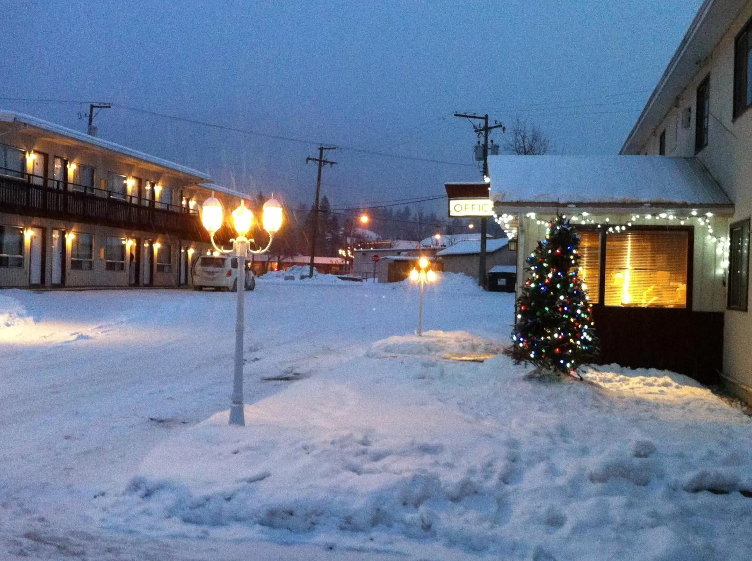 Winter in Rondo Motel