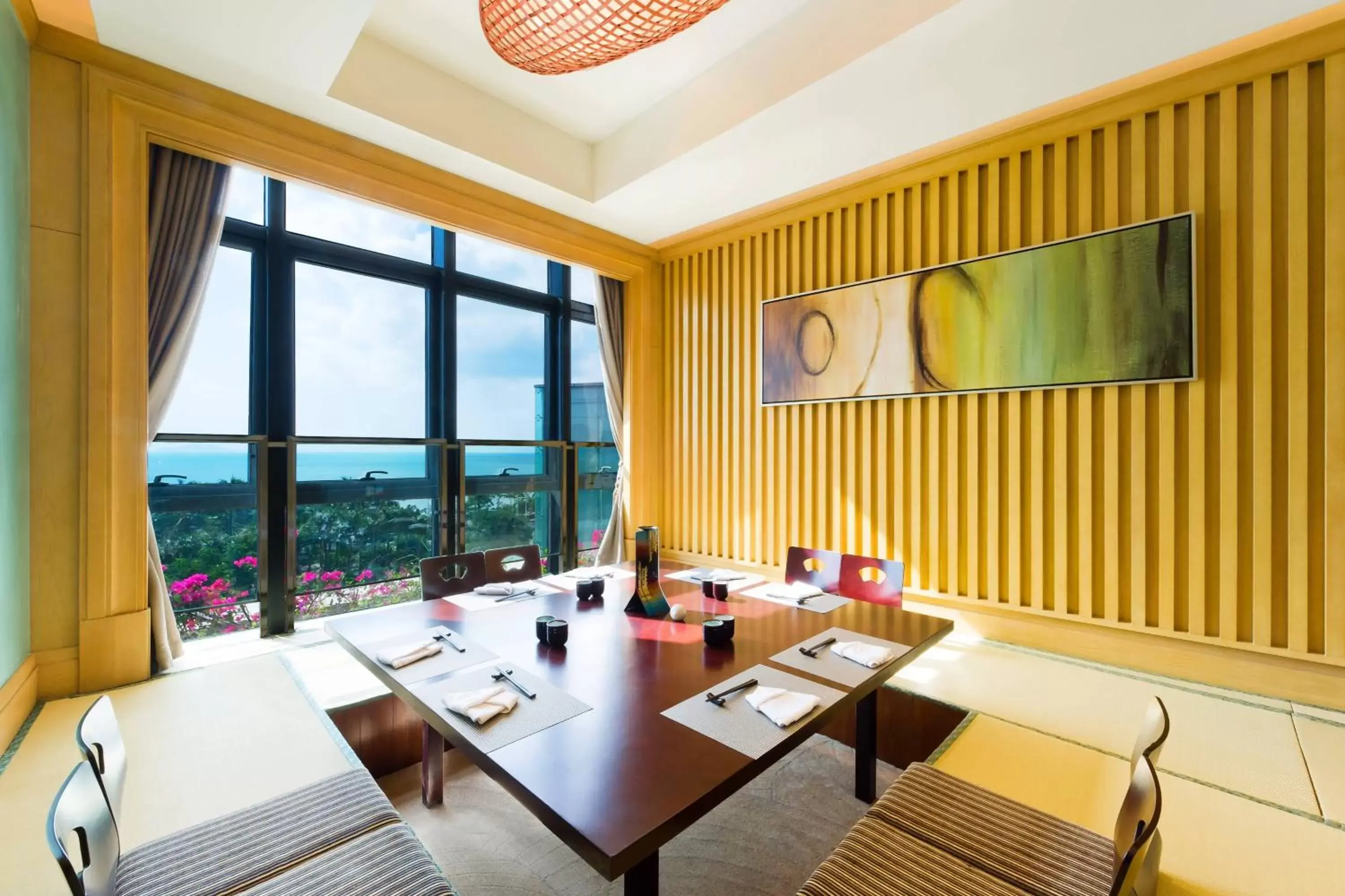 Restaurant/places to eat in Four Points by Sheraton Hainan, Sanya