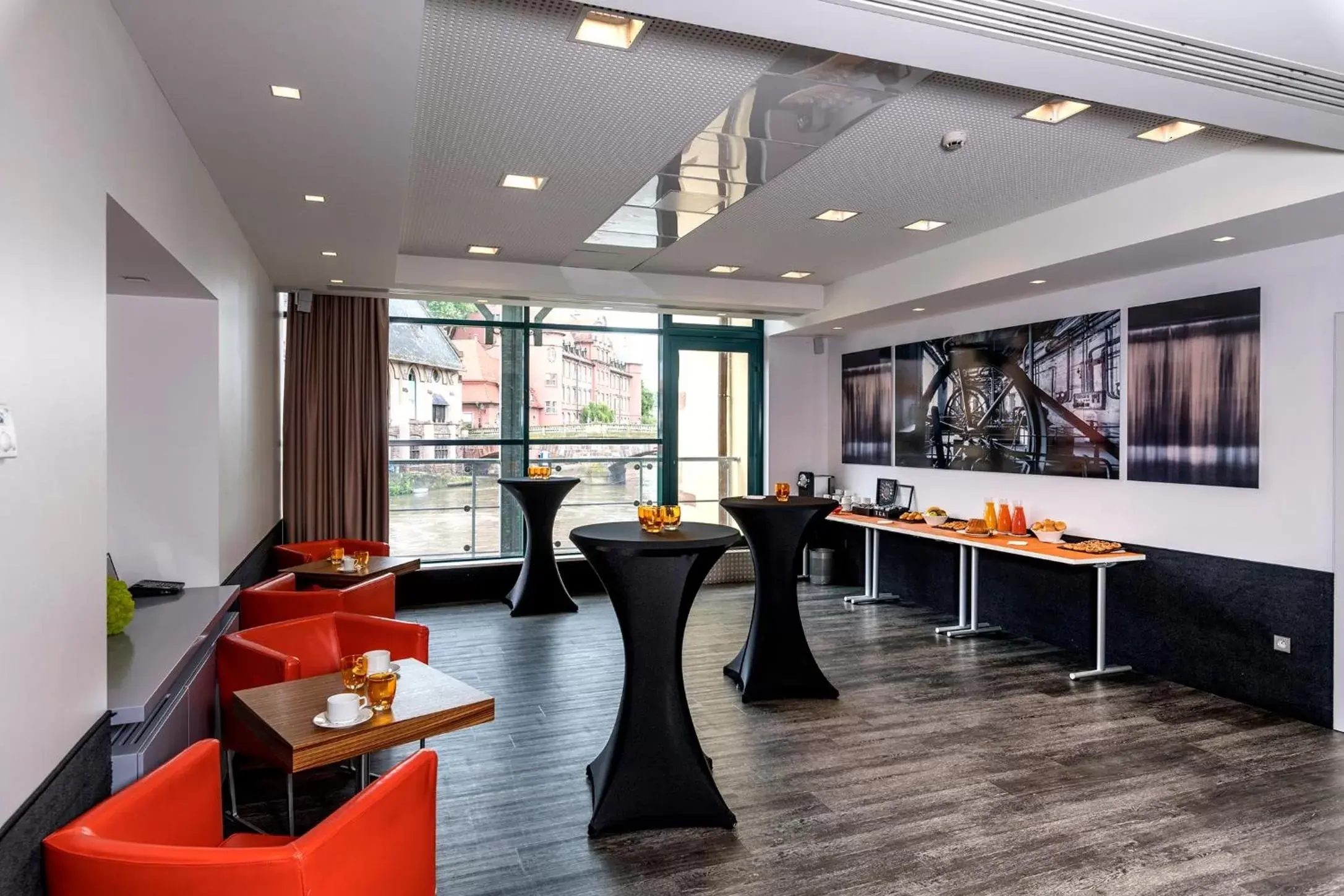 Meeting/conference room, Restaurant/Places to Eat in Hotel & Spa REGENT PETITE FRANCE