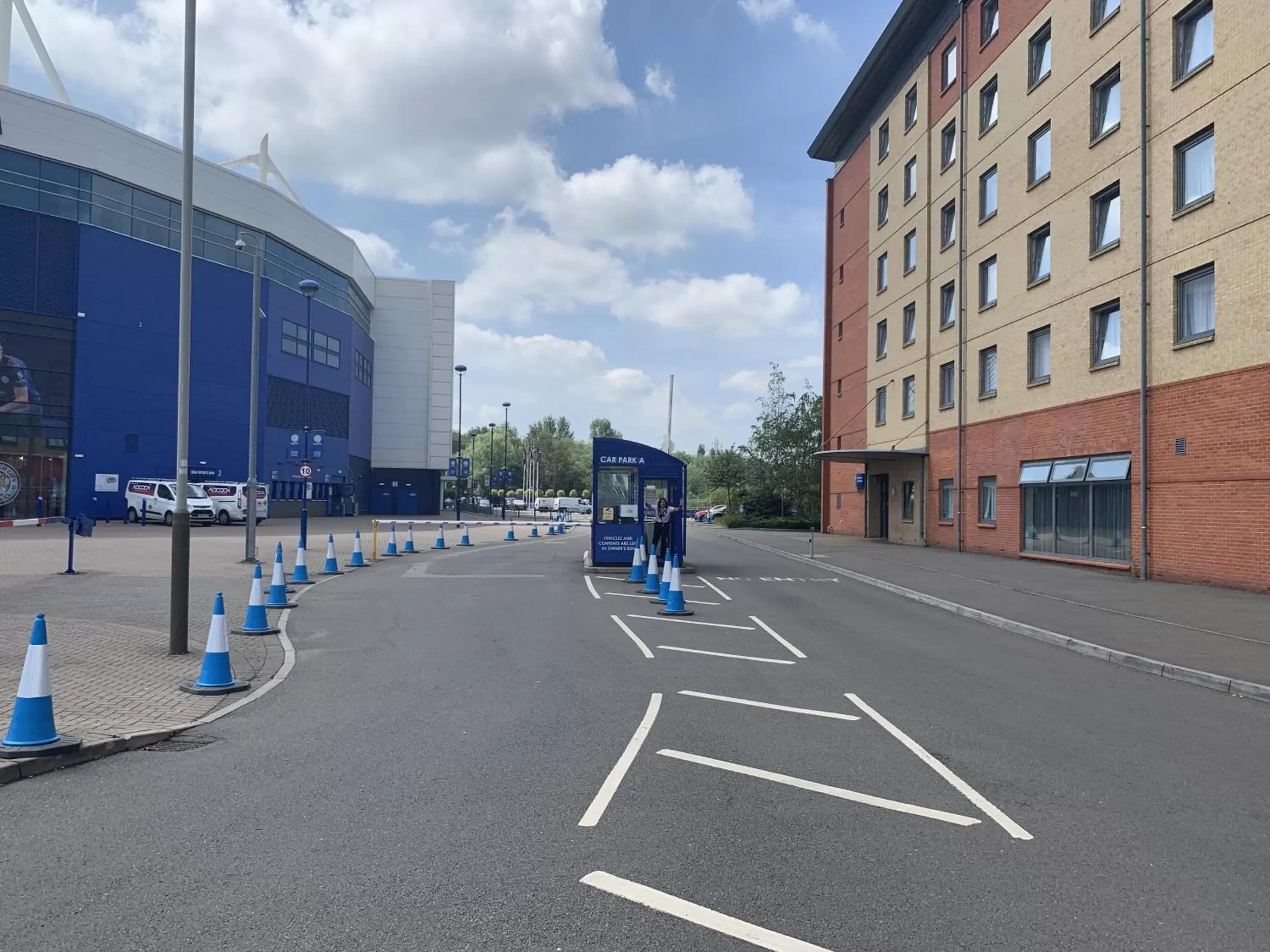 Property building in Holiday Inn Express Leicester