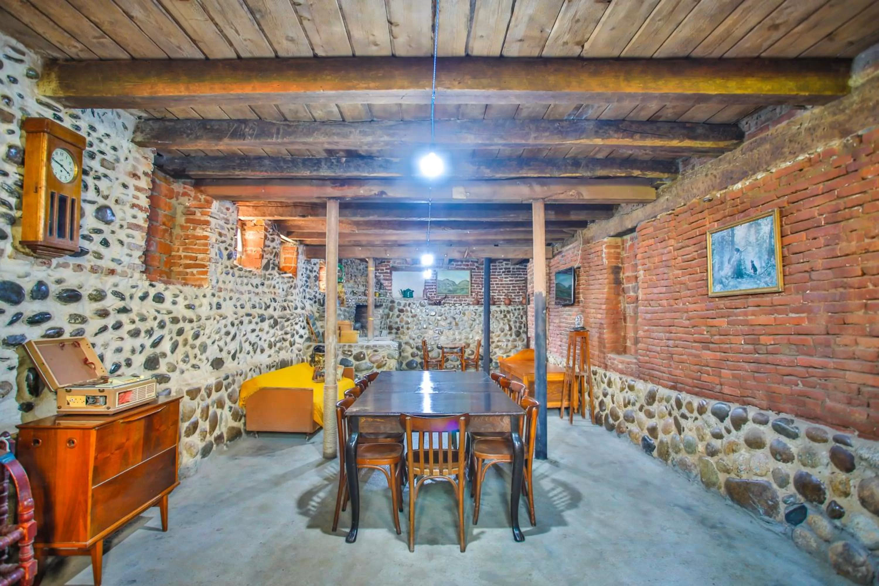 Dining area in Book Hotel