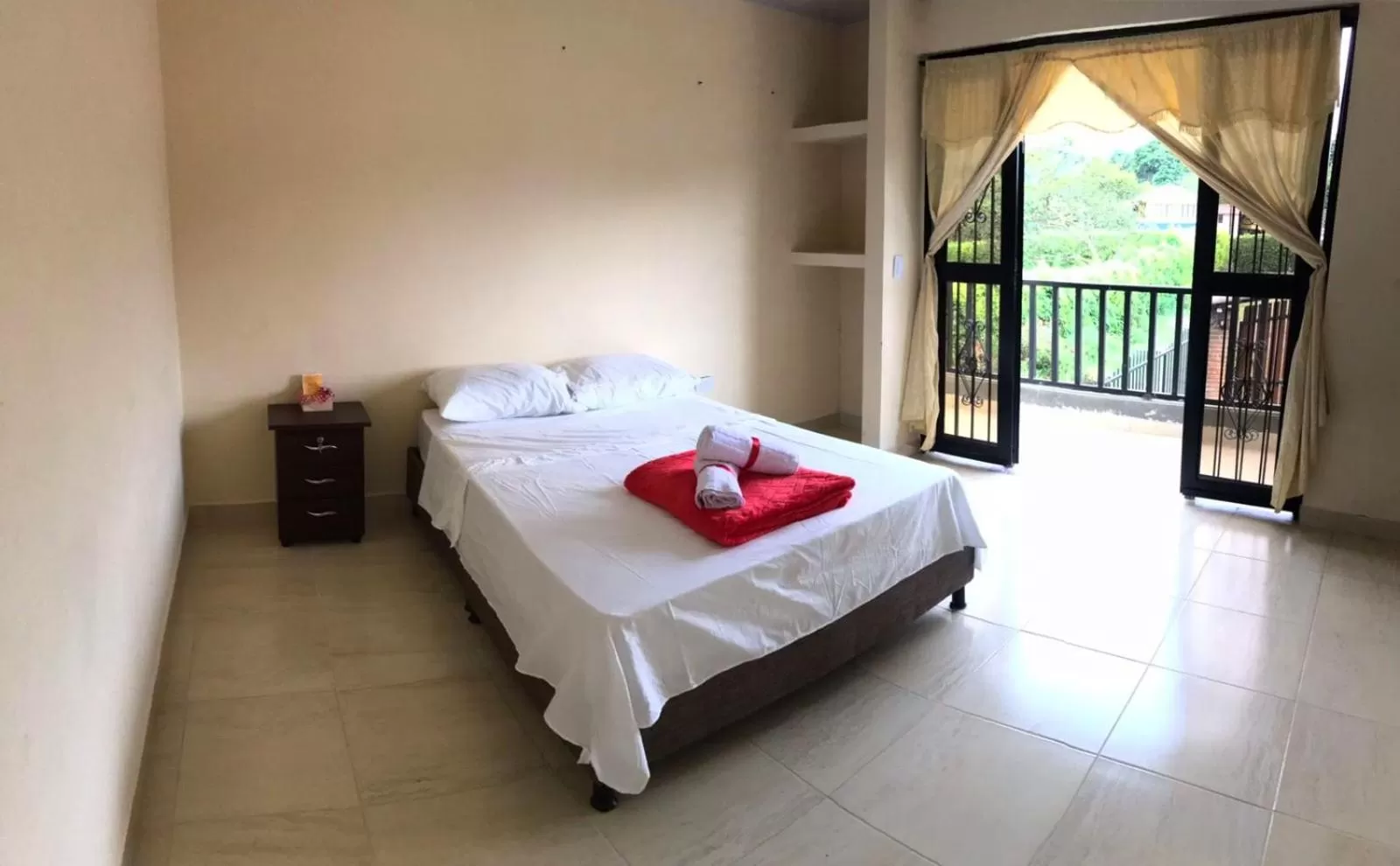 Double Room with Balcony in Hotel Casa campestre HH