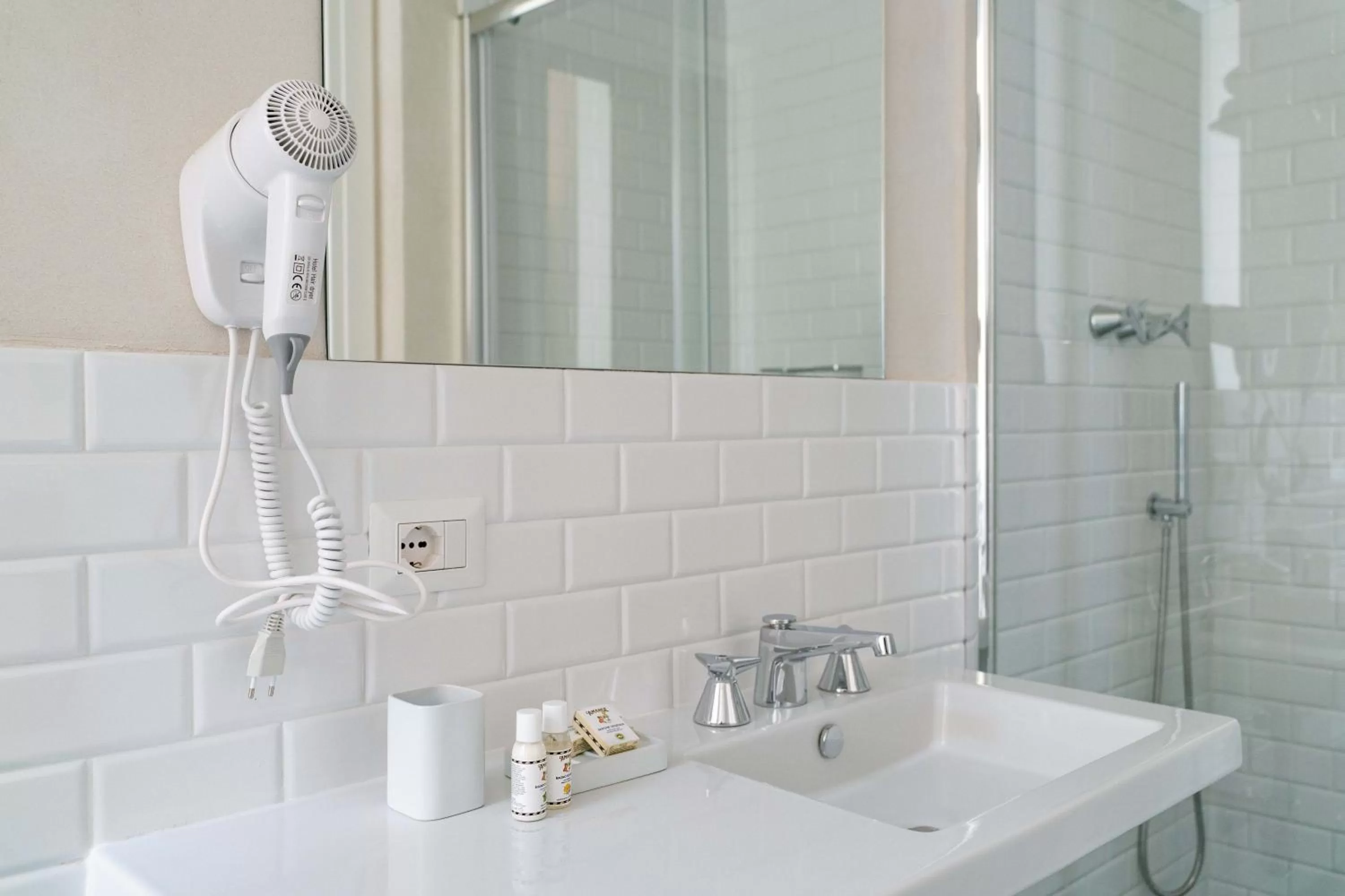 Bathroom in 21 Armeno