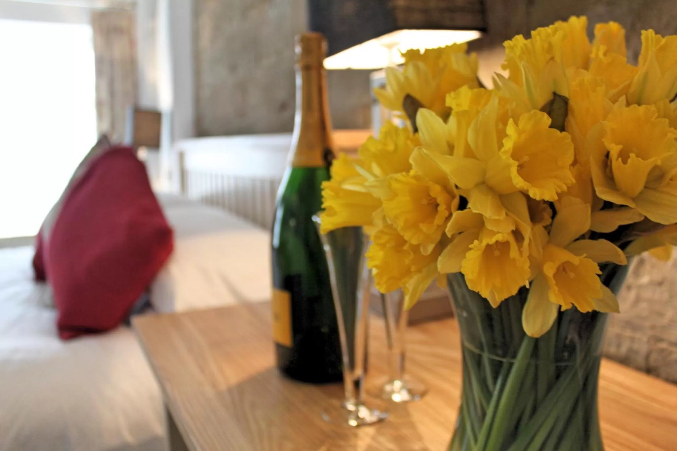 Photo of the whole room, Bed in Healds Hall Hotel