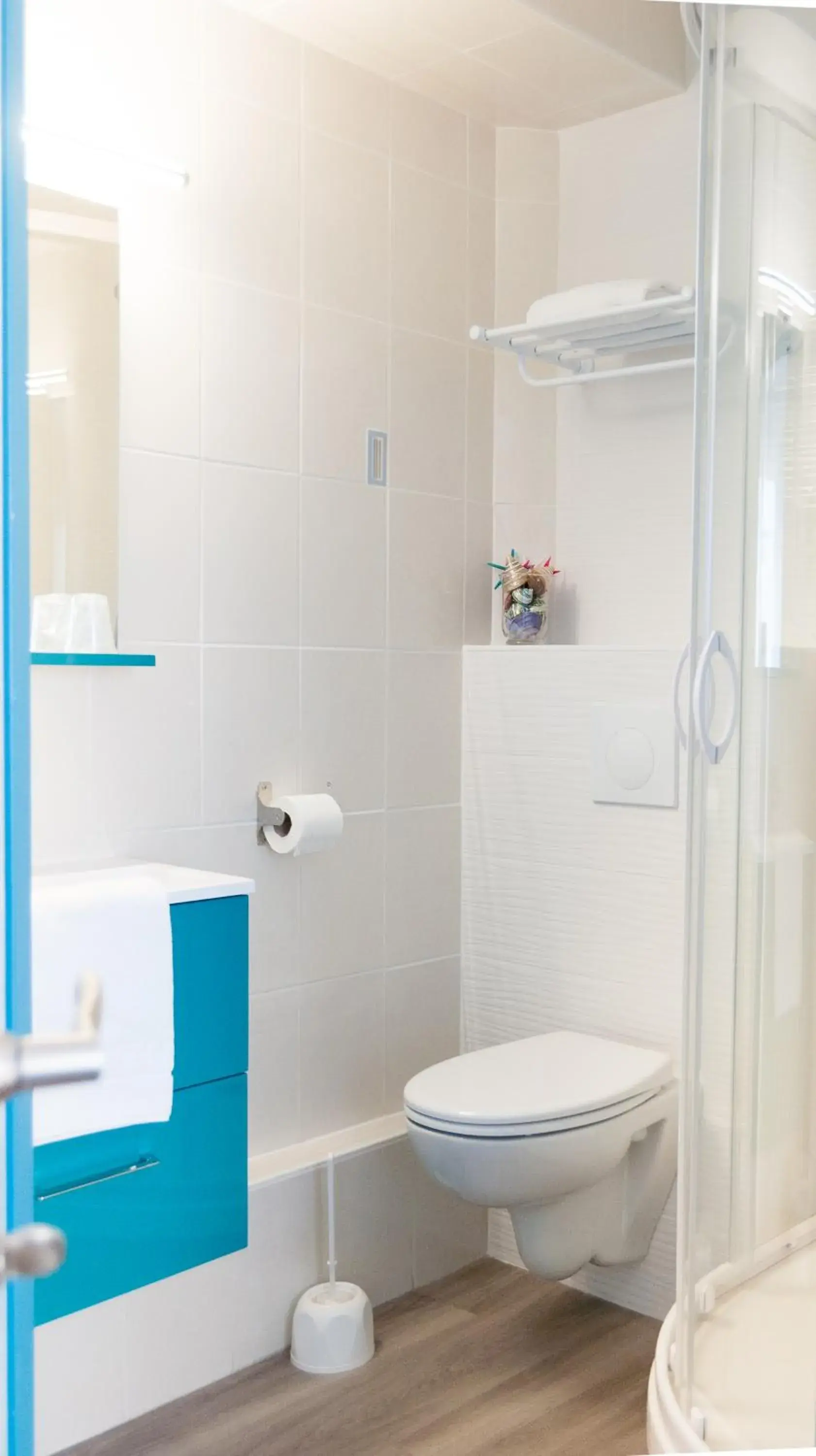 Shower, Bathroom in Hôtel La Côte Océane