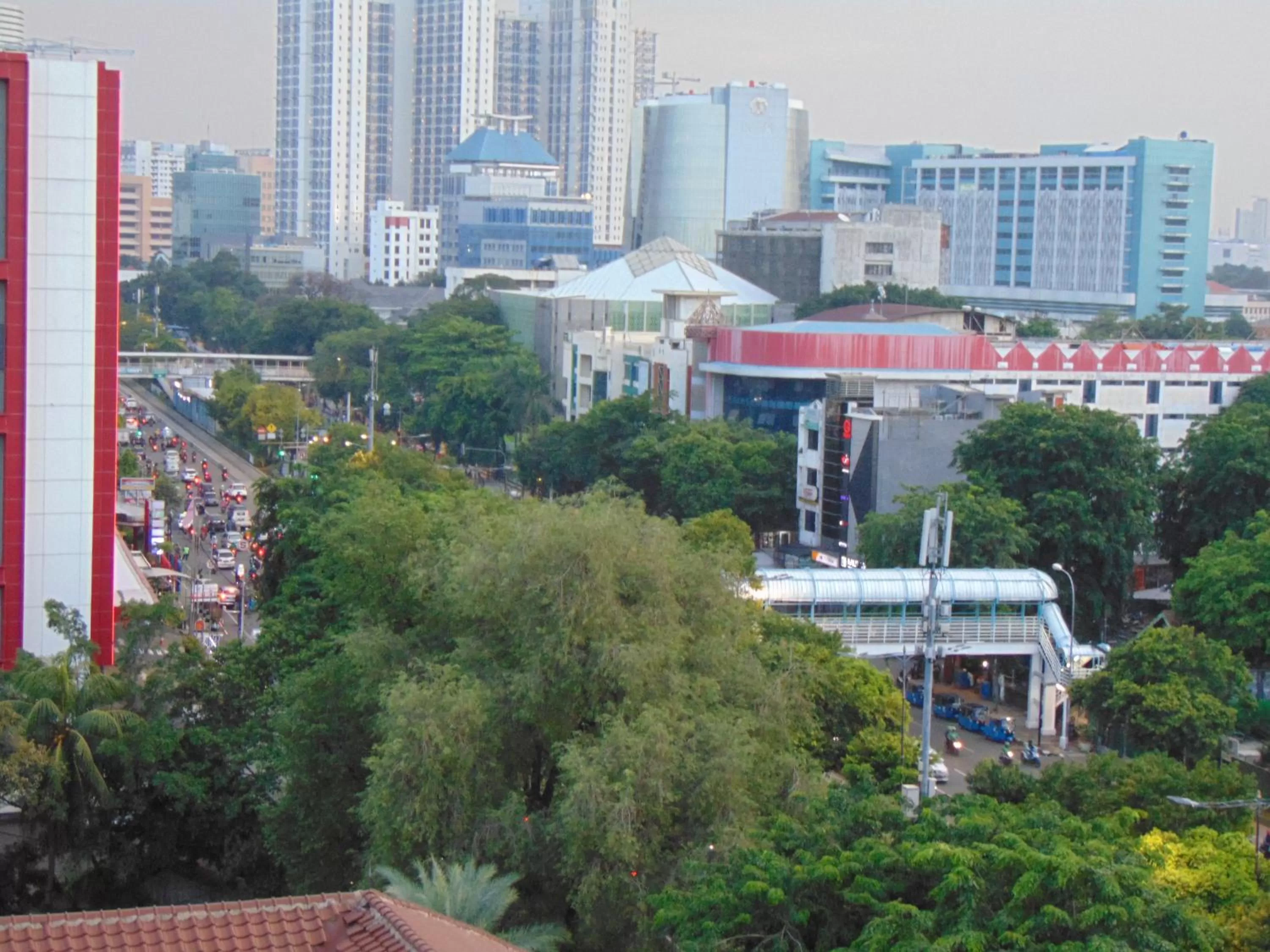 City view in MaxoneHotels at Kramat