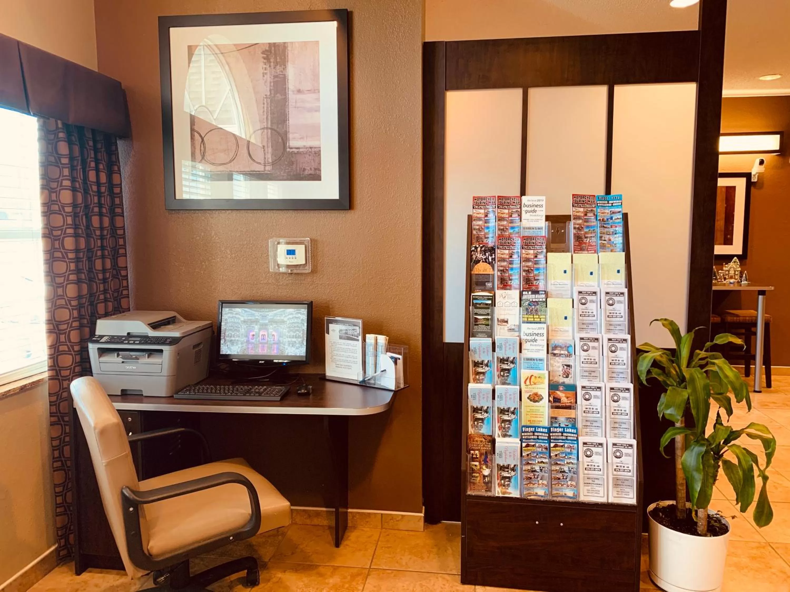 locker in Microtel Inn & Suites-Sayre, PA